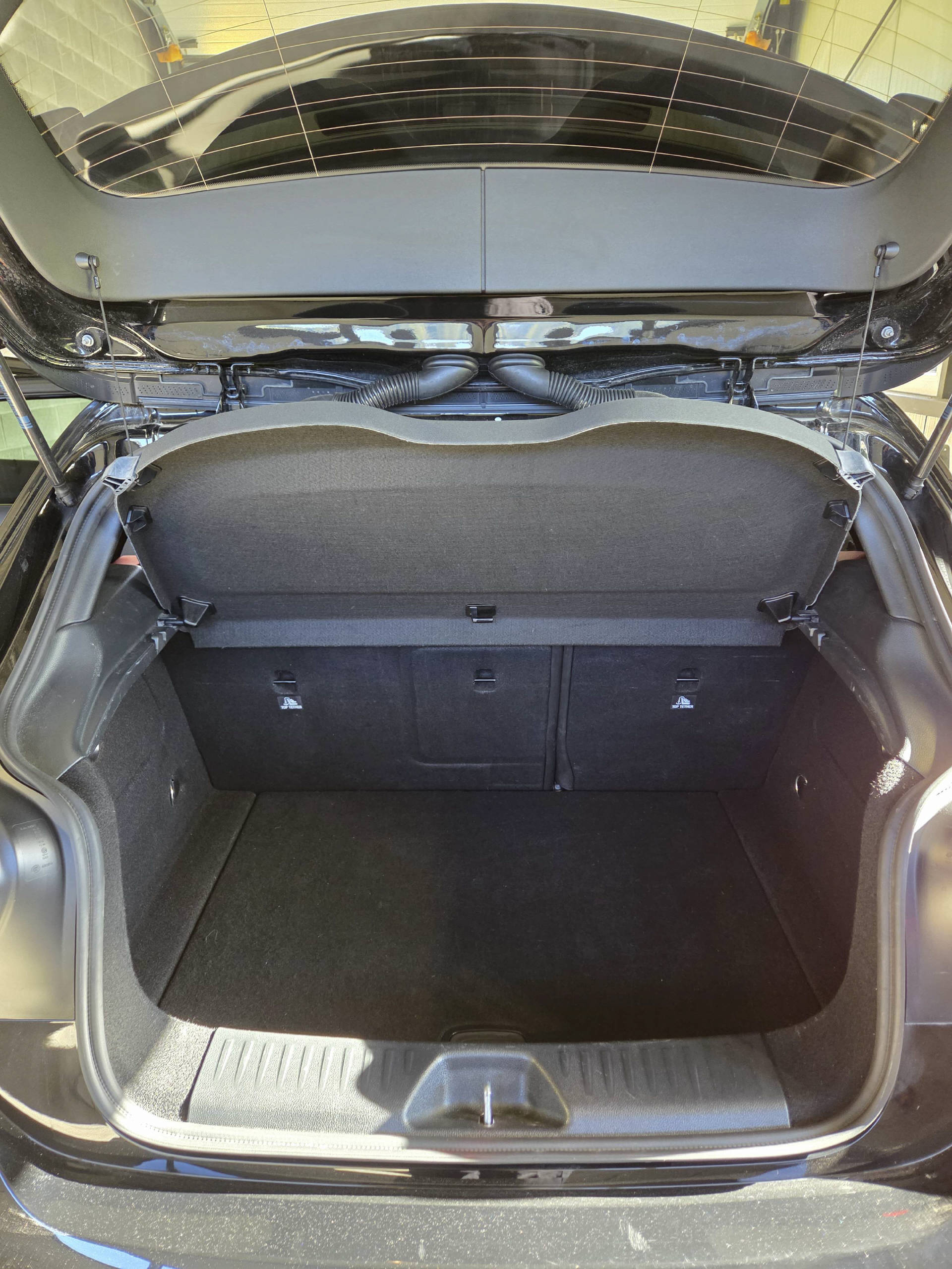 MERCEDES-BENZ A 45 AMG 4m-image-14