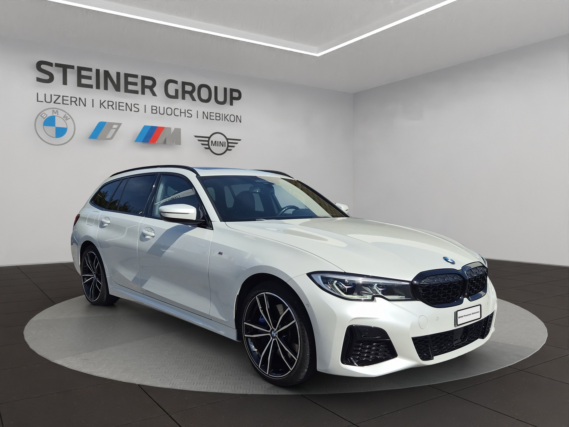 BMW M340i xDrive 48V Touring Steptronic-image-2