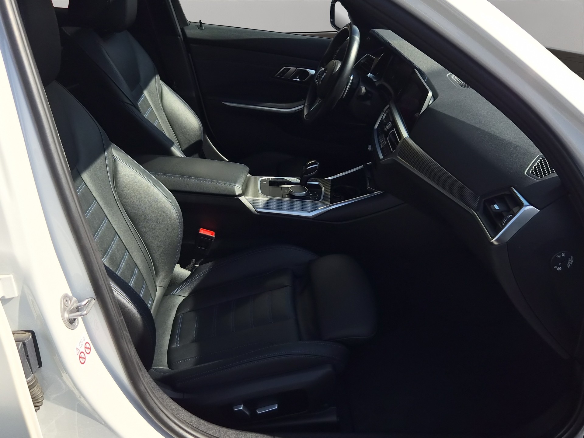 BMW M340i xDrive 48V Touring Steptronic-image-20