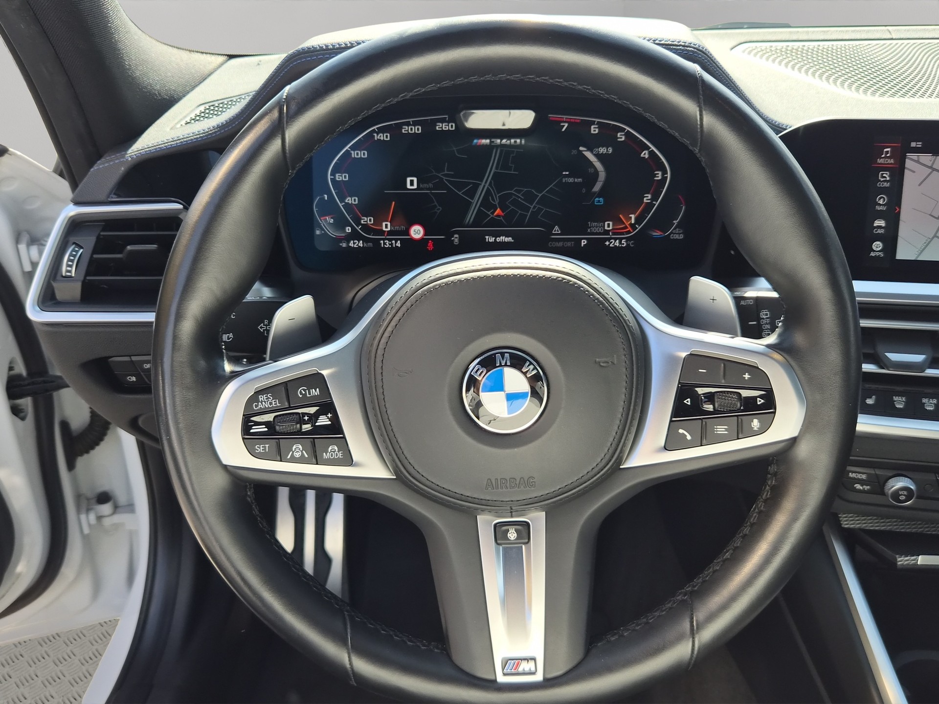 BMW M340i xDrive 48V Touring Steptronic-image-13