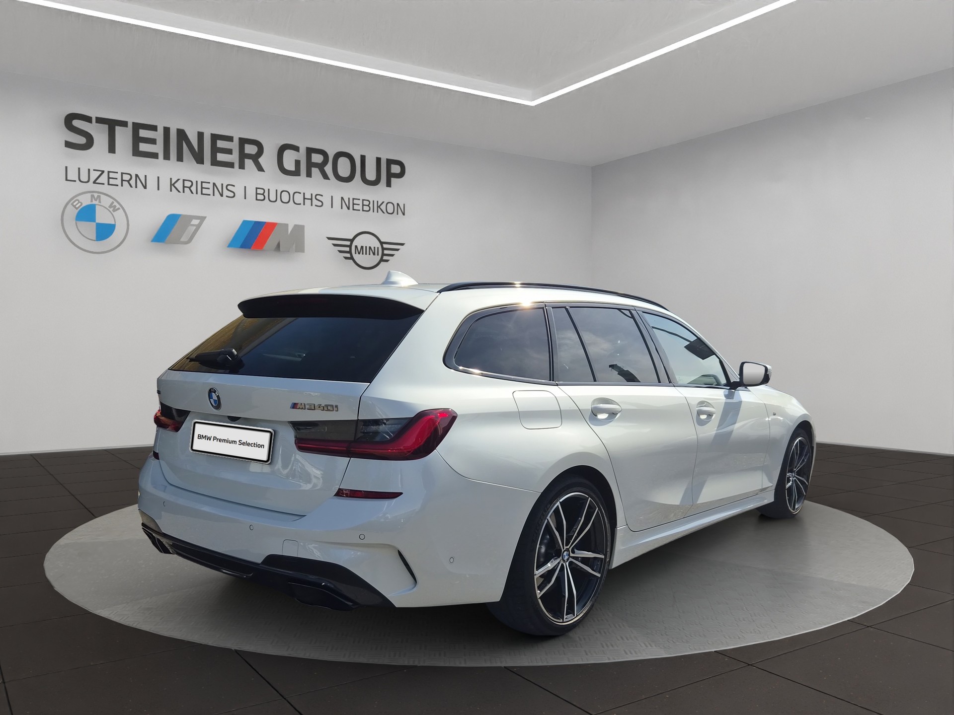 BMW M340i xDrive 48V Touring Steptronic-image-4