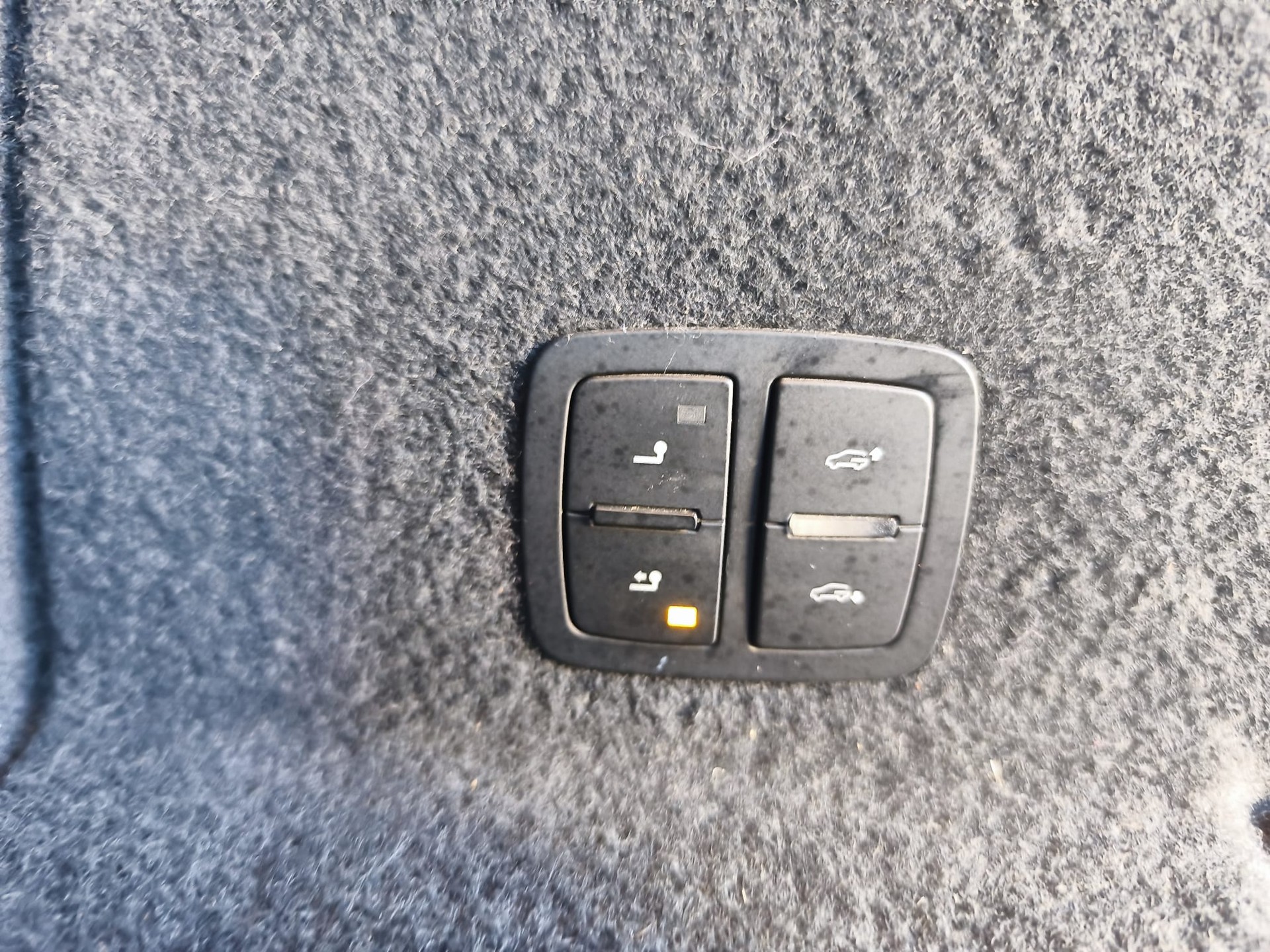 AUDI Q7 3.0 TDI quattro tiptronic-image-16