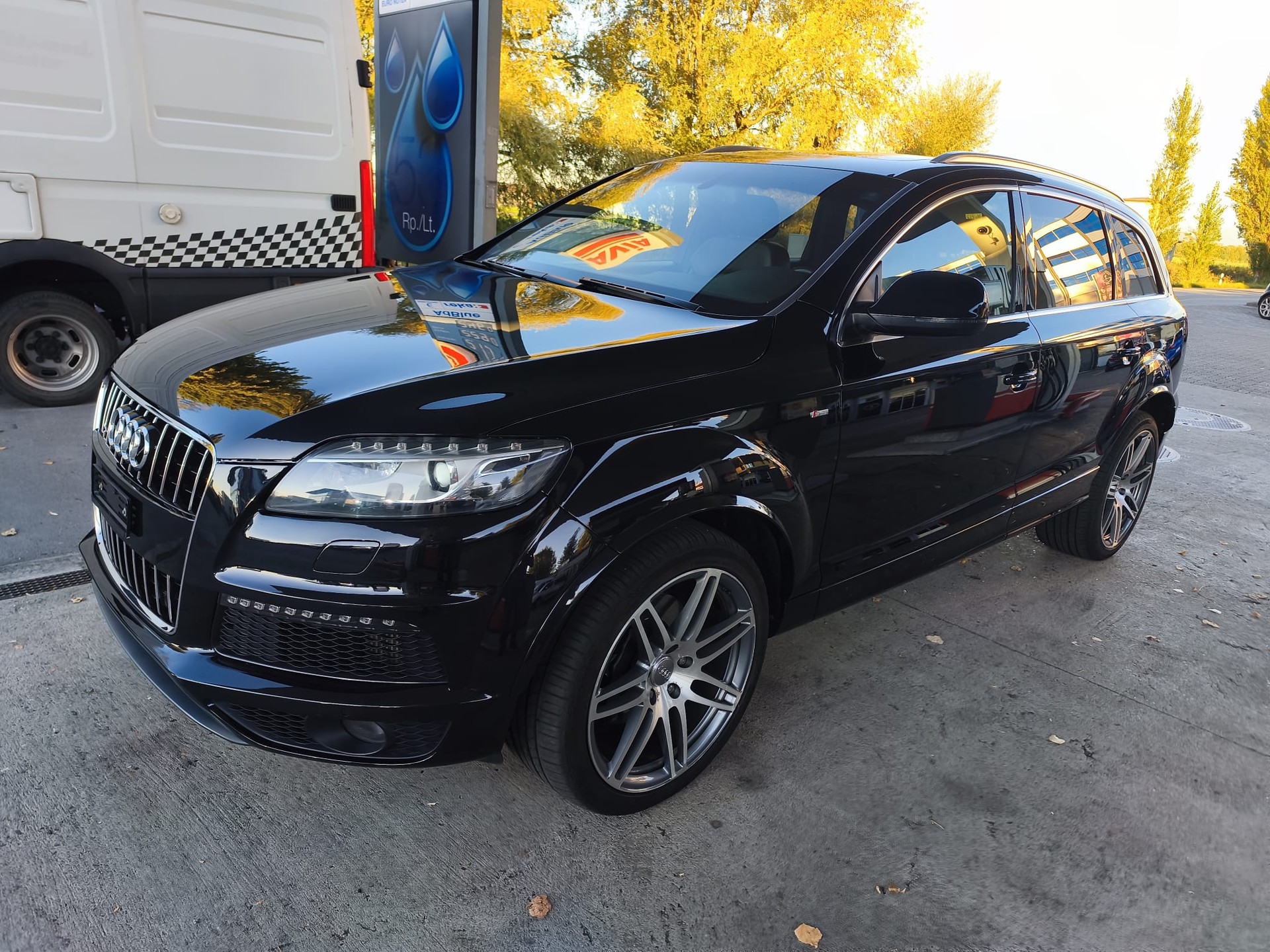 AUDI Q7 3.0 TDI quattro tiptronic-image-1
