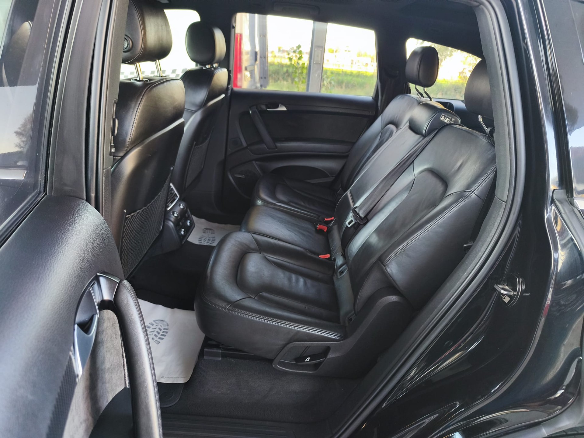 AUDI Q7 3.0 TDI quattro tiptronic-image-13
