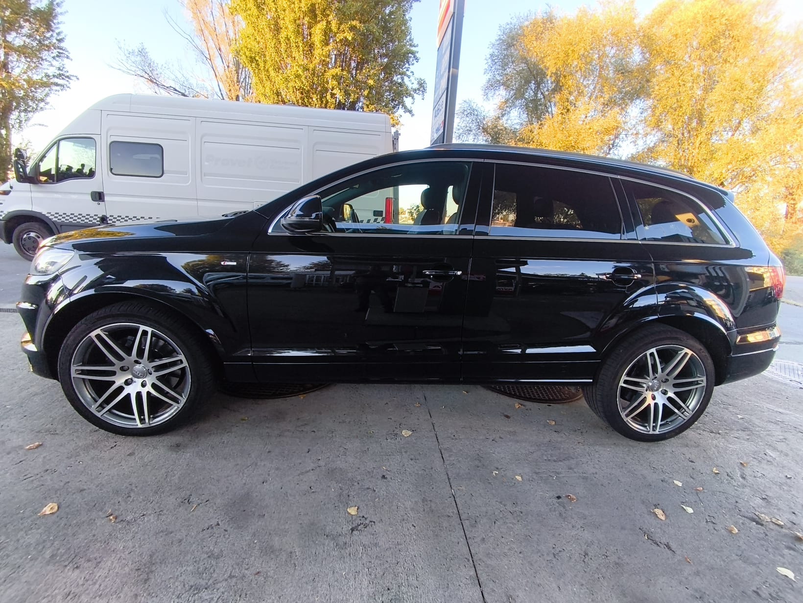AUDI Q7 3.0 TDI quattro tiptronic-image-8