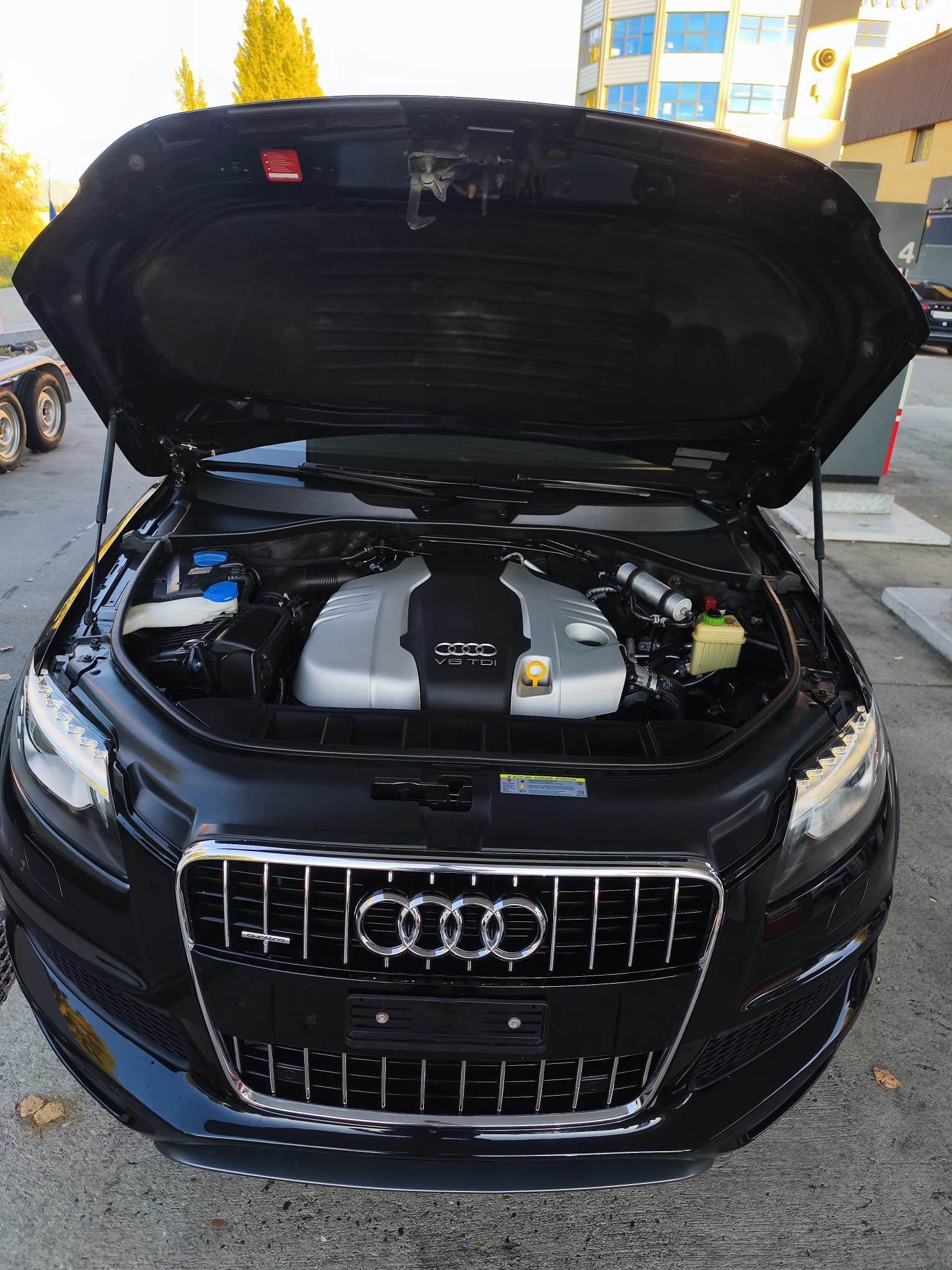 AUDI Q7 3.0 TDI quattro tiptronic-image-9