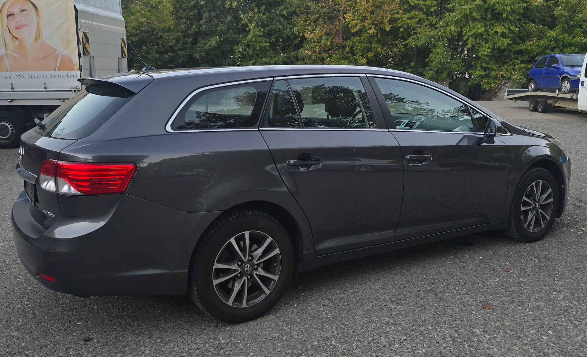 TOYOTA Avensis Sportswagon 2.0 Linea Luna Multidrive-image-2