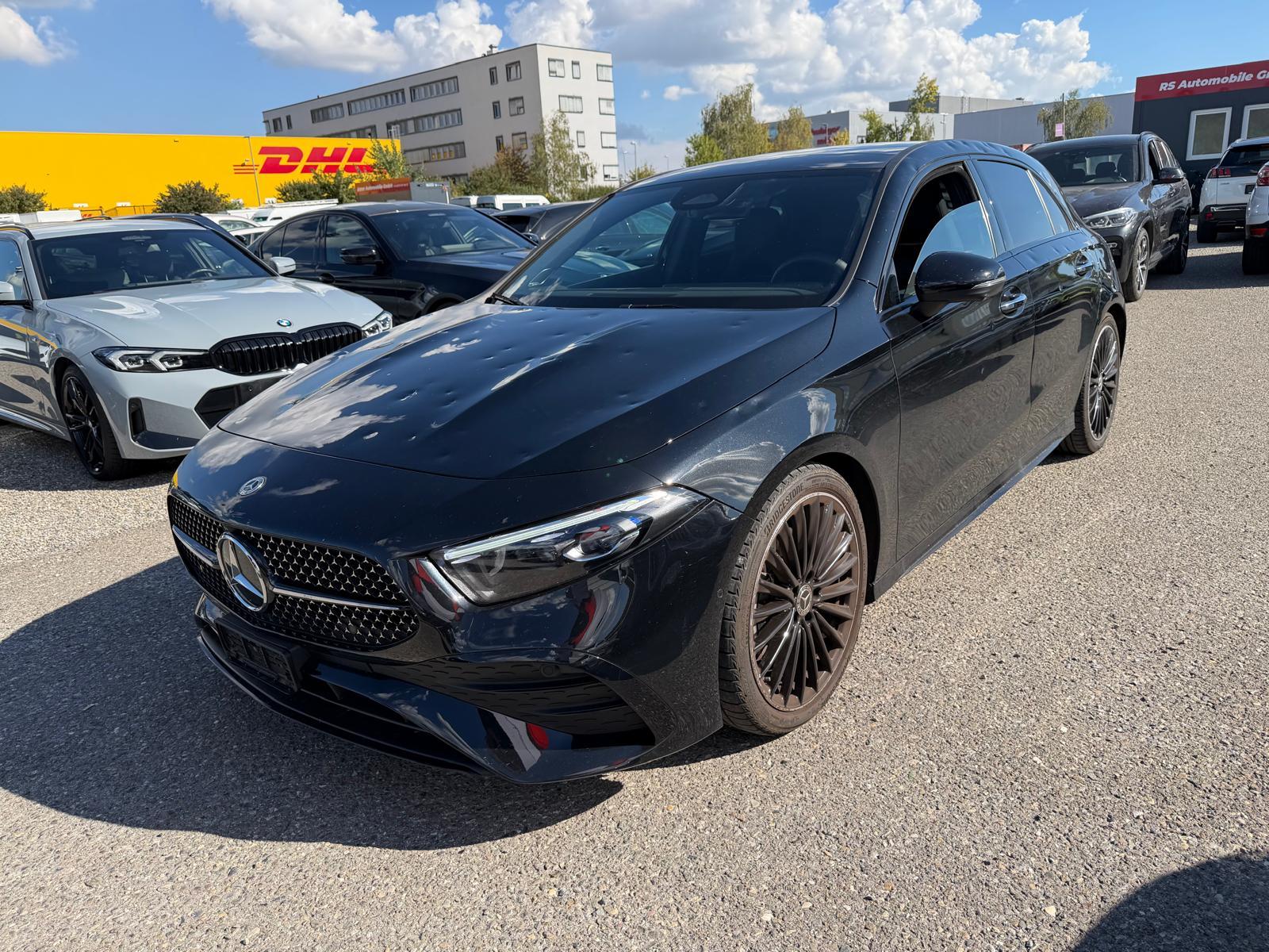 MERCEDES-BENZ A-Klasse W177 A 220 AMG Line 4m-image-0