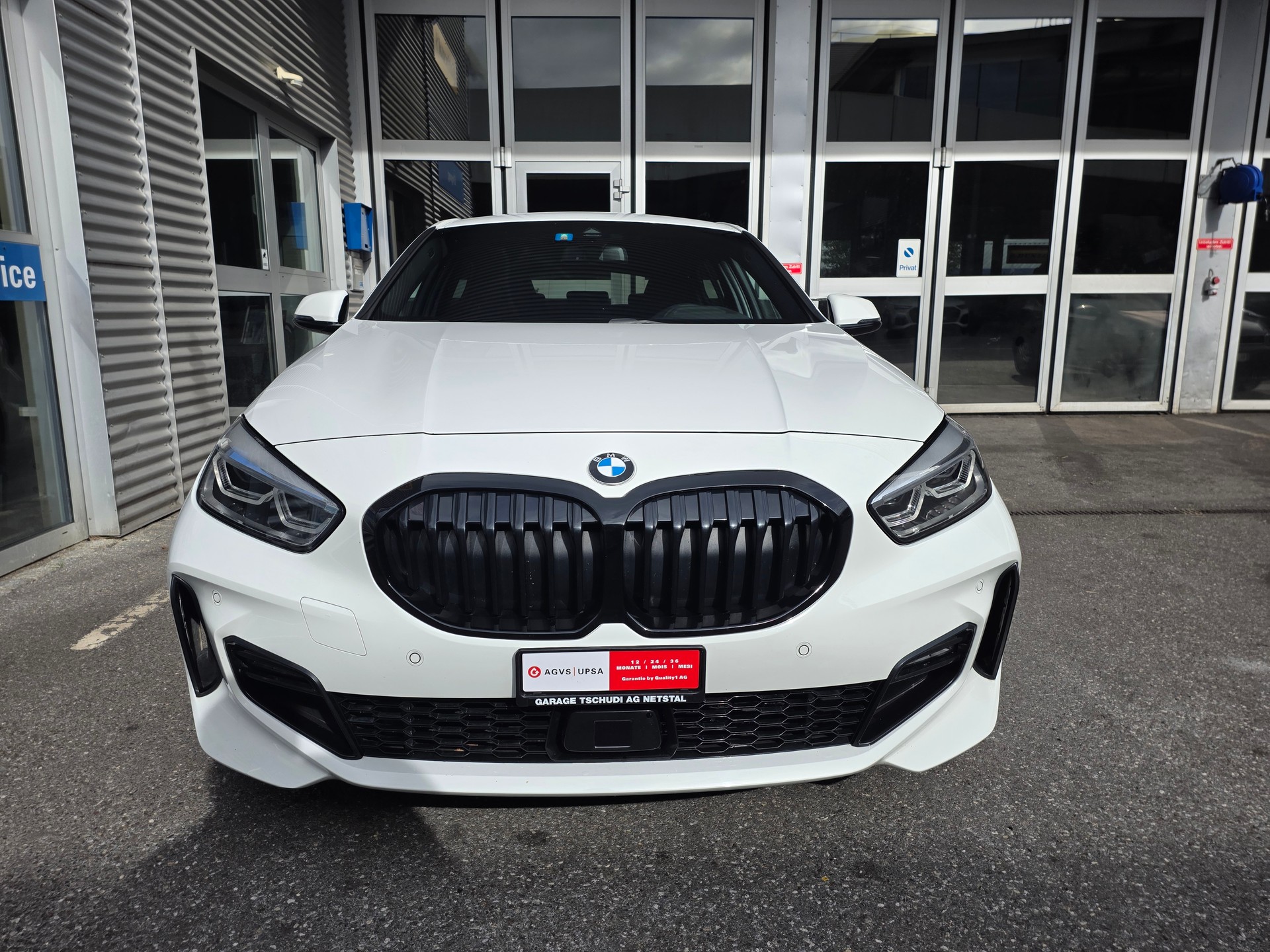 BMW 120d xDrive Steptronic M Sport-image-1