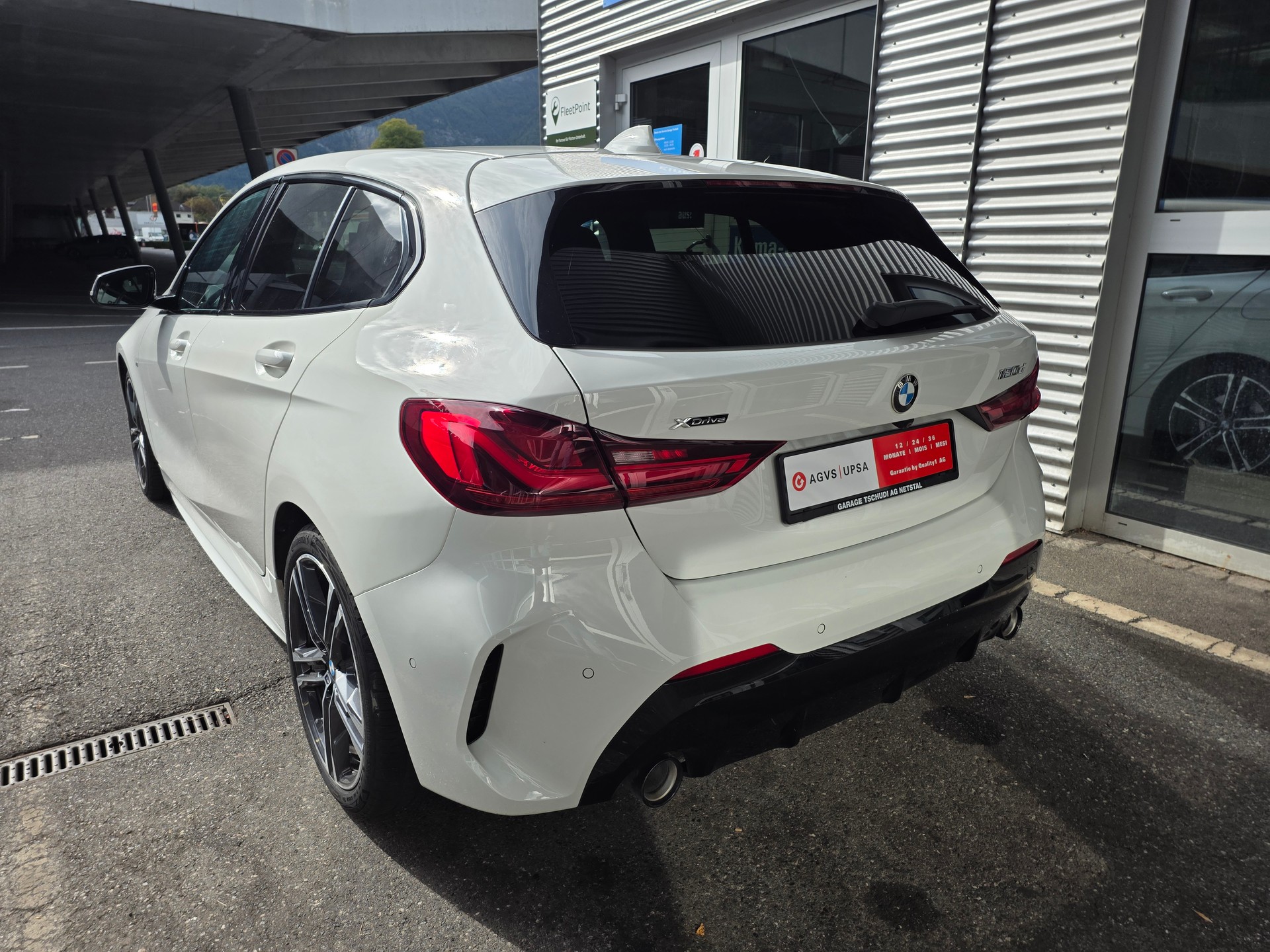 BMW 120d xDrive Steptronic M Sport-image-4