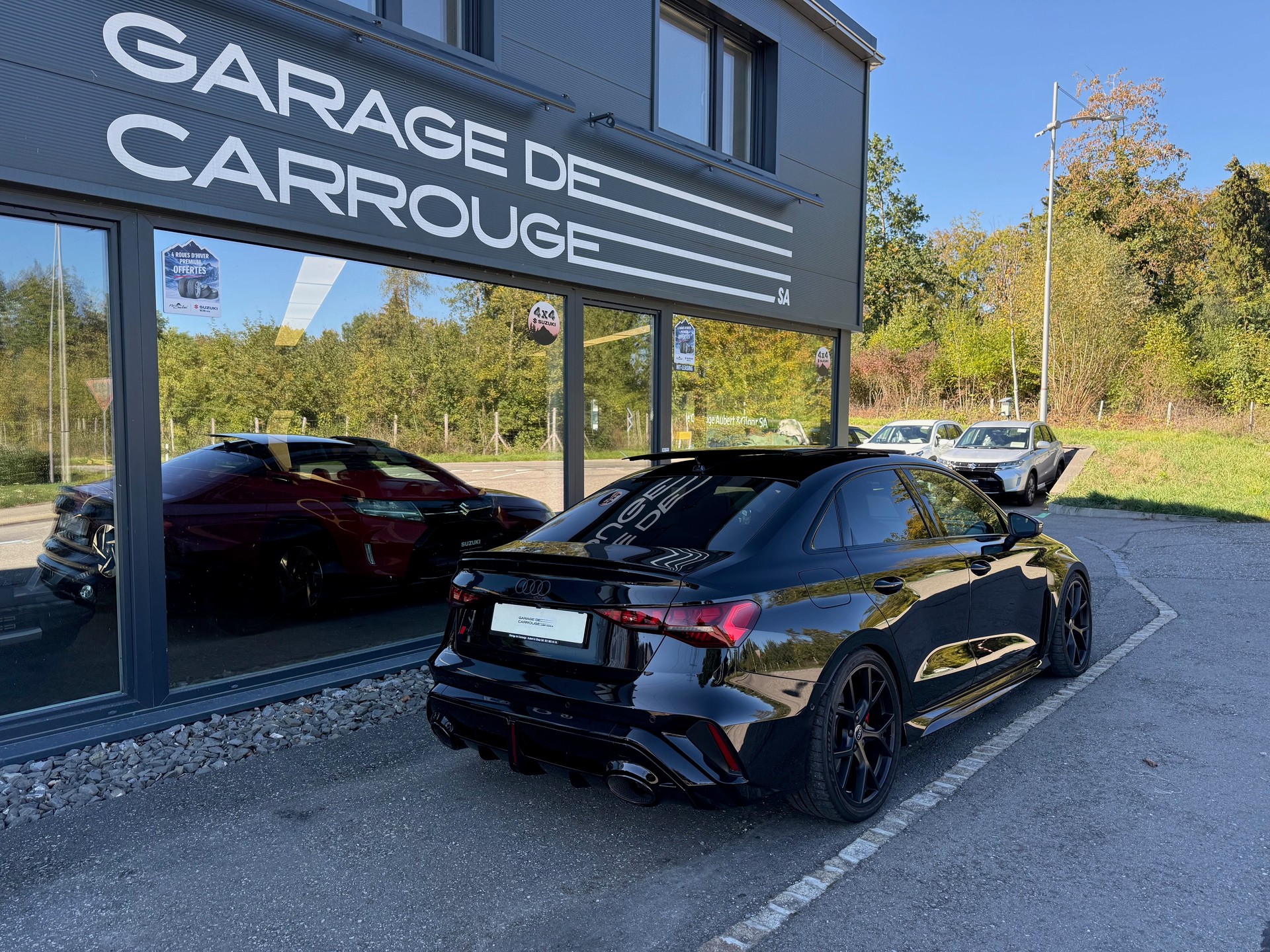 AUDI RS3 Limousine 2.5 TSI quattro S-tronic-image-5