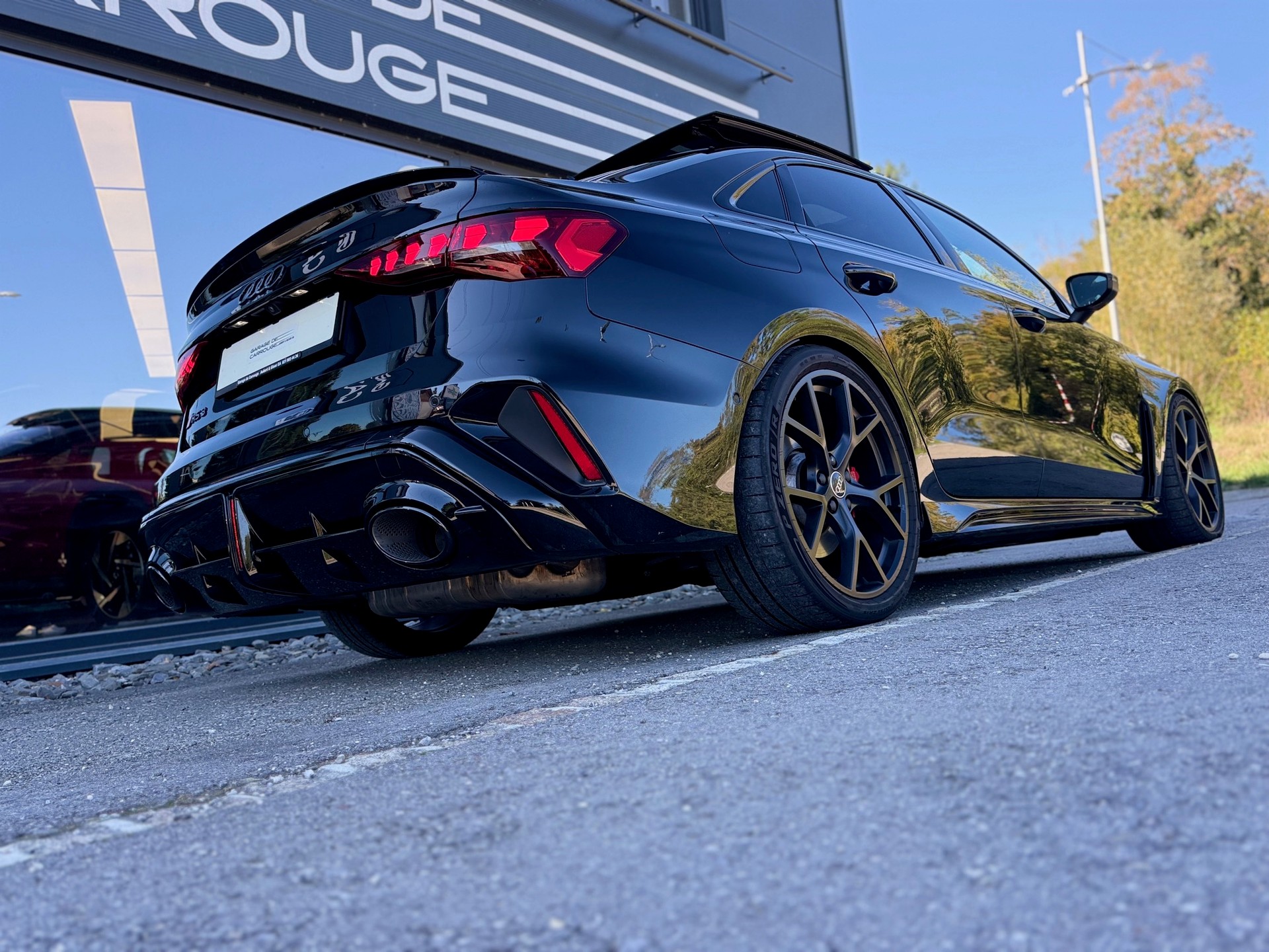 AUDI RS3 Limousine 2.5 TSI quattro S-tronic-image-7