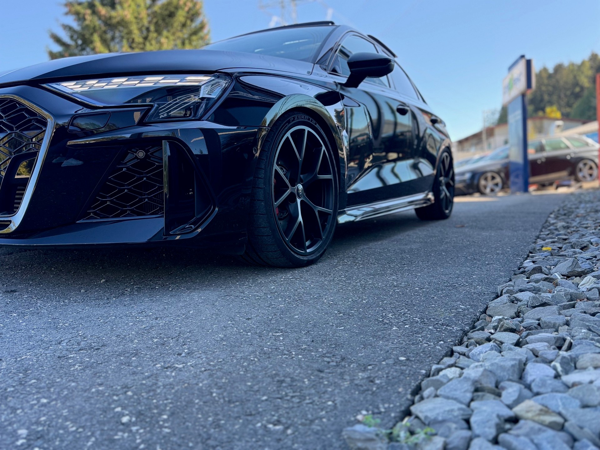 AUDI RS3 Limousine 2.5 TSI quattro S-tronic-image-8