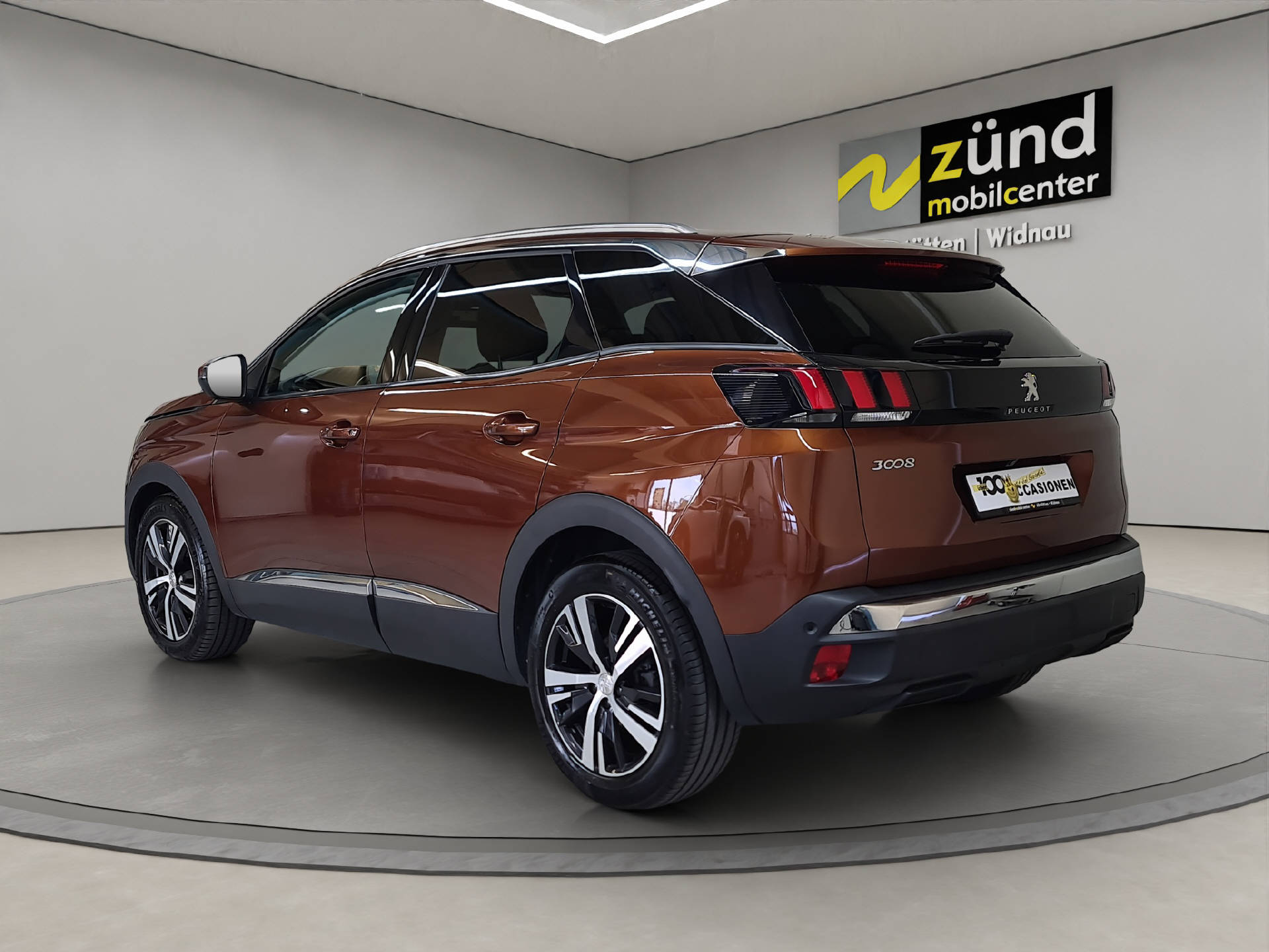 PEUGEOT 3008 1.6 BlueHDi Allure-image-2