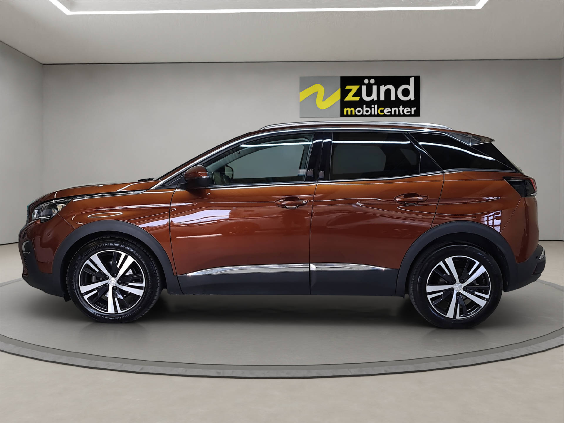 PEUGEOT 3008 1.6 BlueHDi Allure-image-1