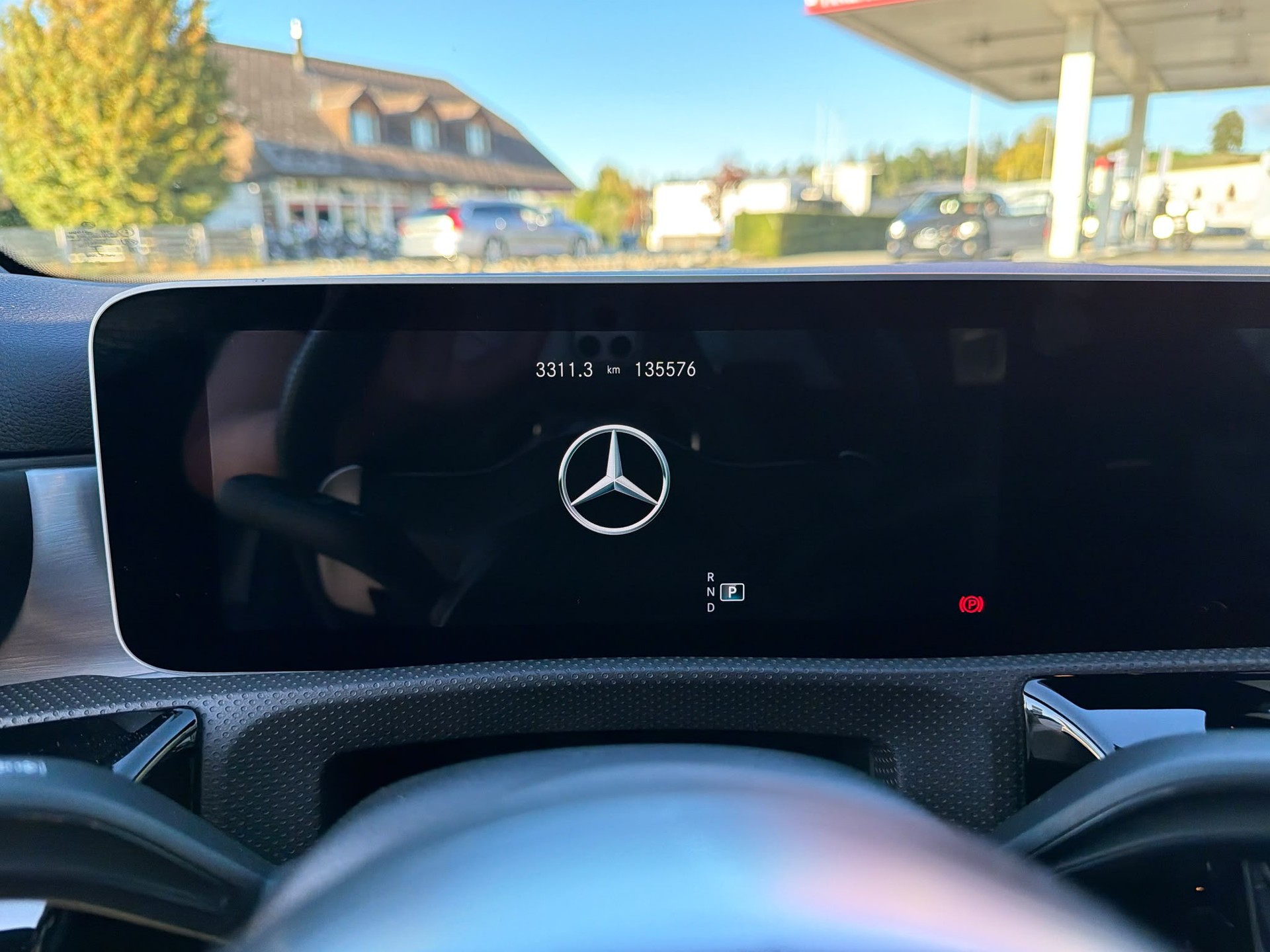 MERCEDES-BENZ A 35 AMG 4Matic Speedshift-image-15