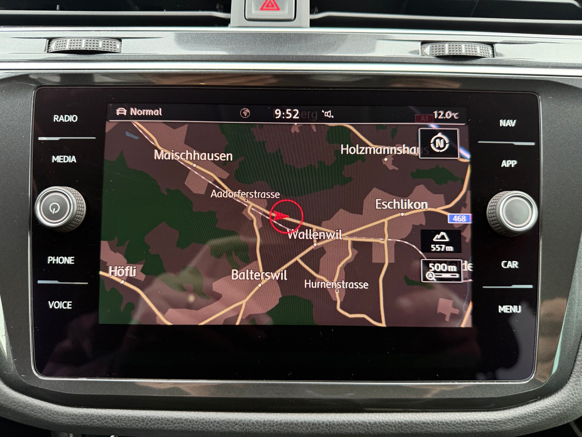 VW Tiguan 2.0TSI R-LINE 4Motion DSG-image-7