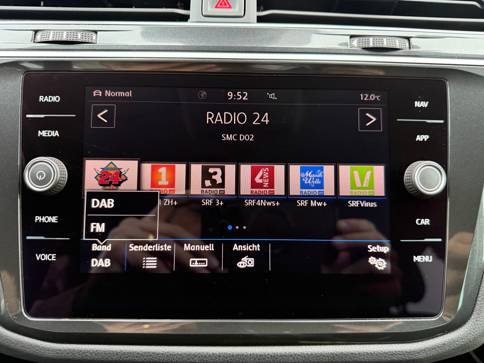 VW Tiguan 2.0TSI R-LINE 4Motion DSG-image-9