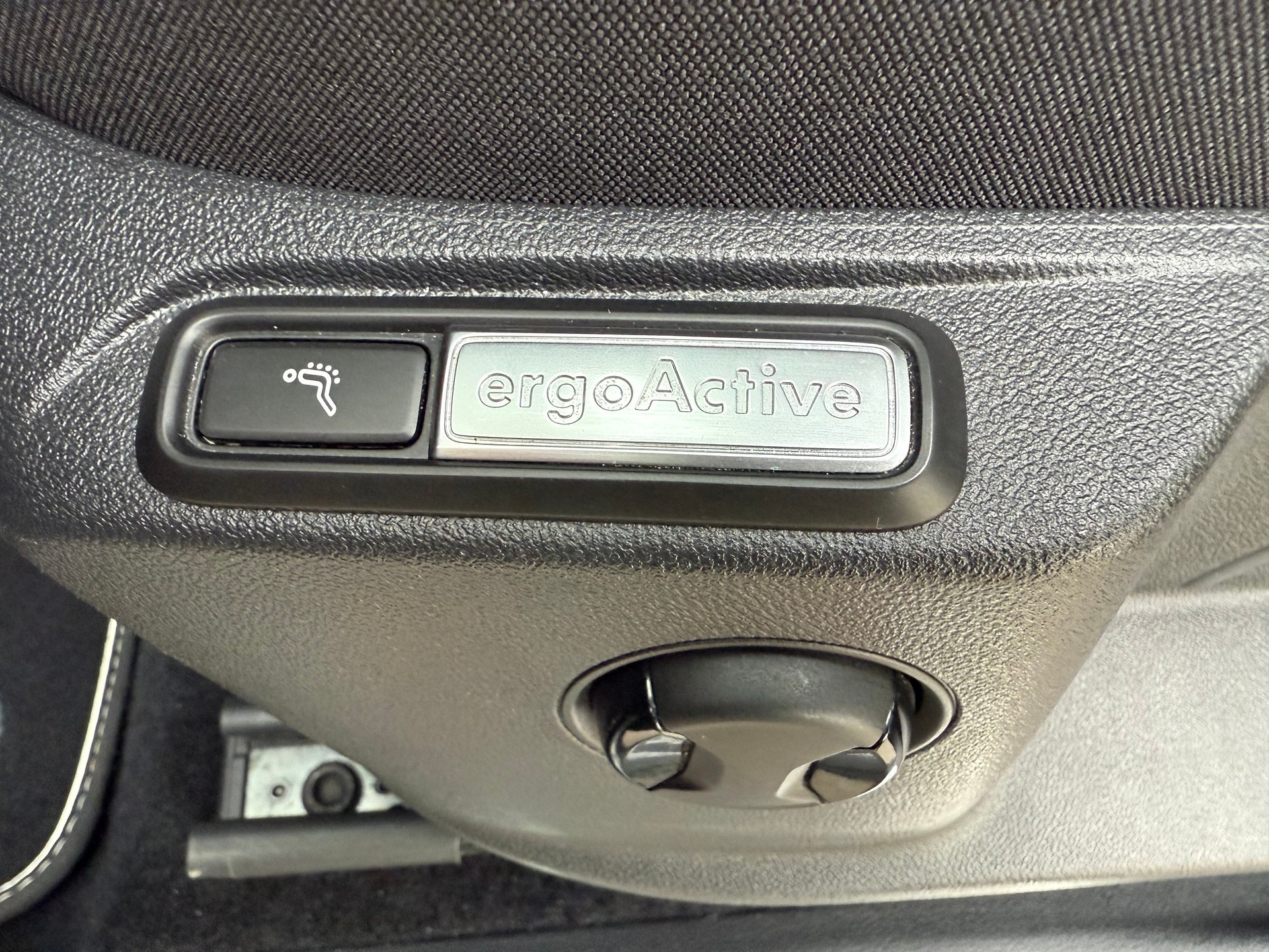 VW Tiguan 2.0TSI R-LINE 4Motion DSG-image-13
