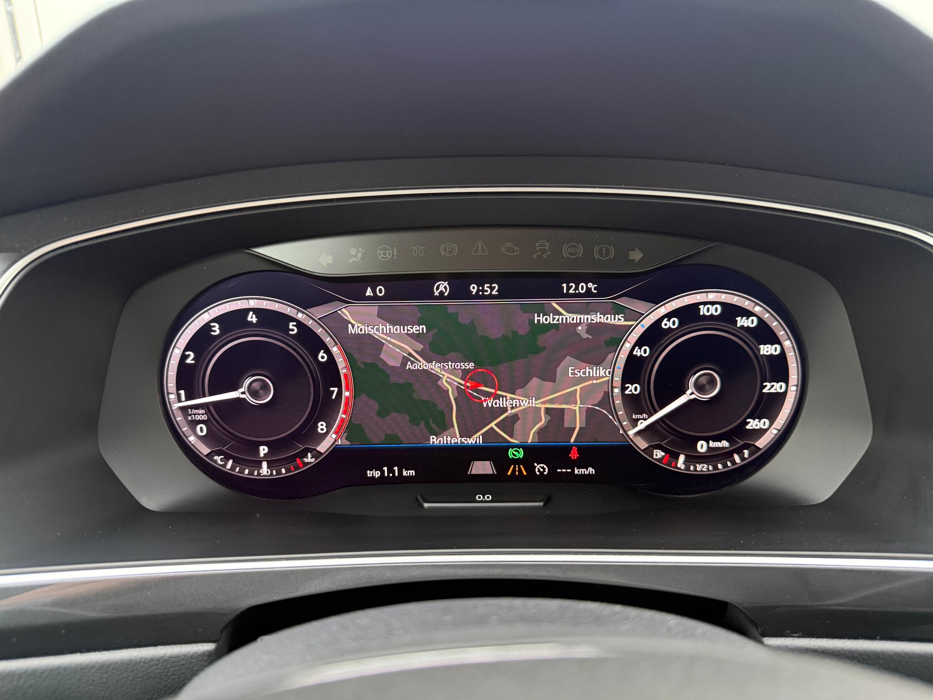 VW Tiguan 2.0TSI R-LINE 4Motion DSG-image-11