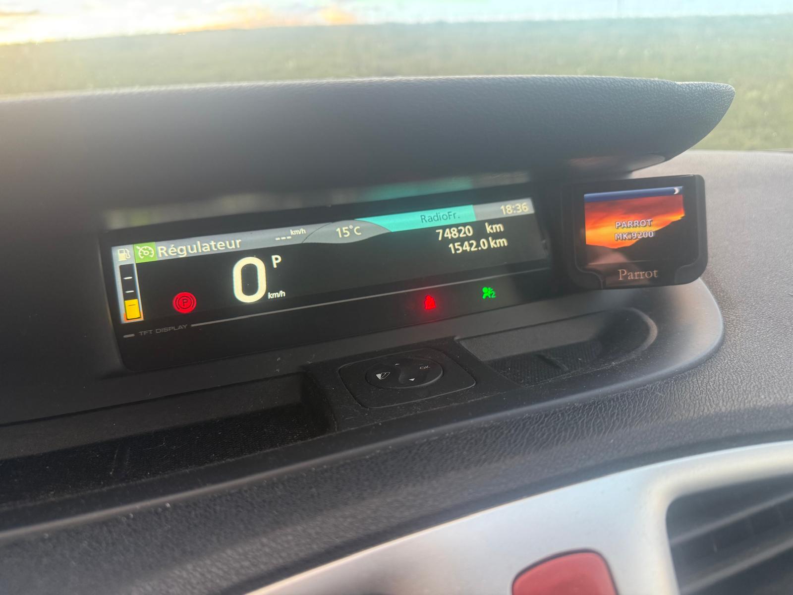 RENAULT 2.0 16V Dynamique CVT 7P-image-5