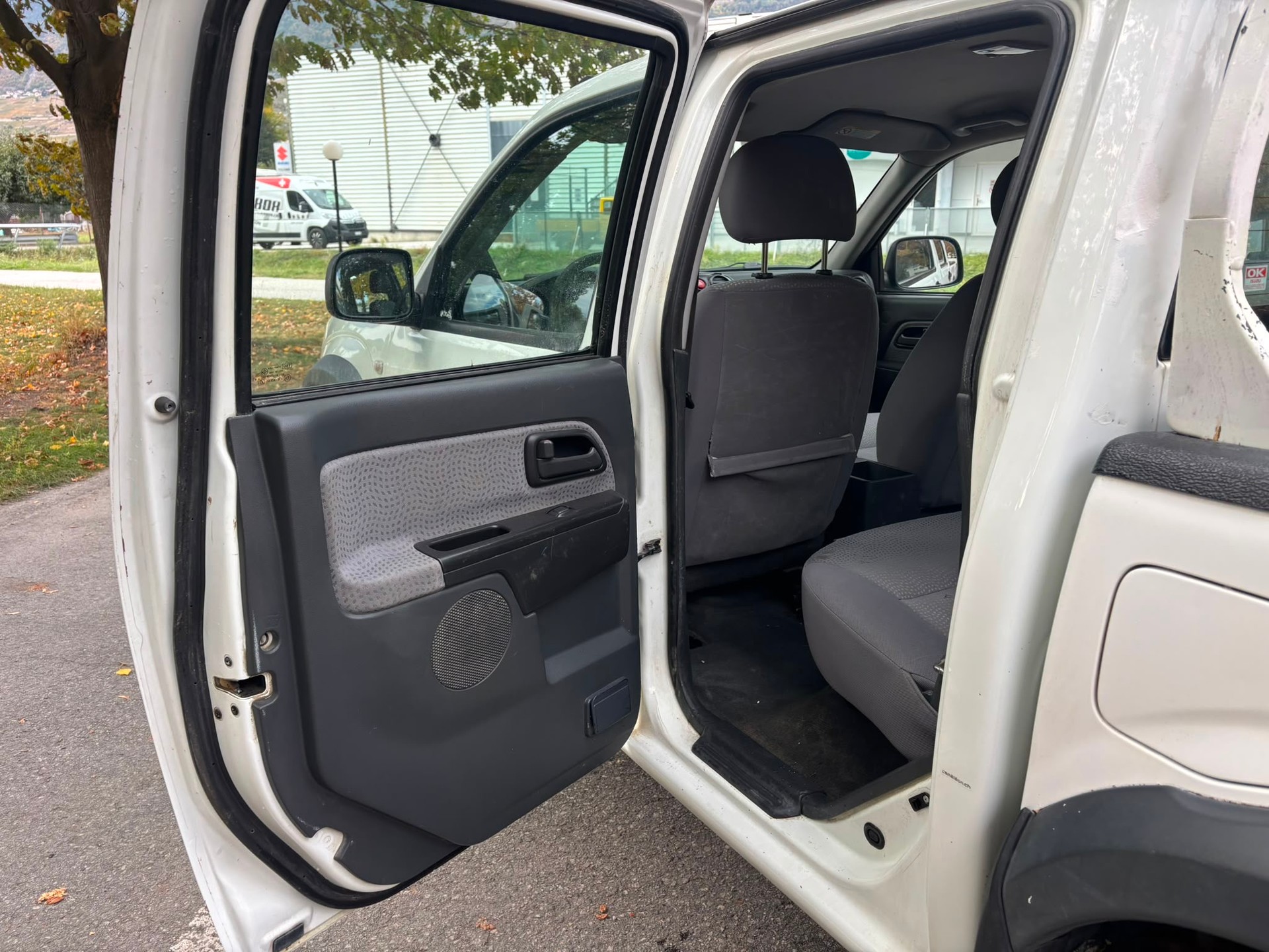 ISUZU D-MAX CrewCab L 3.0 4x4-image-10
