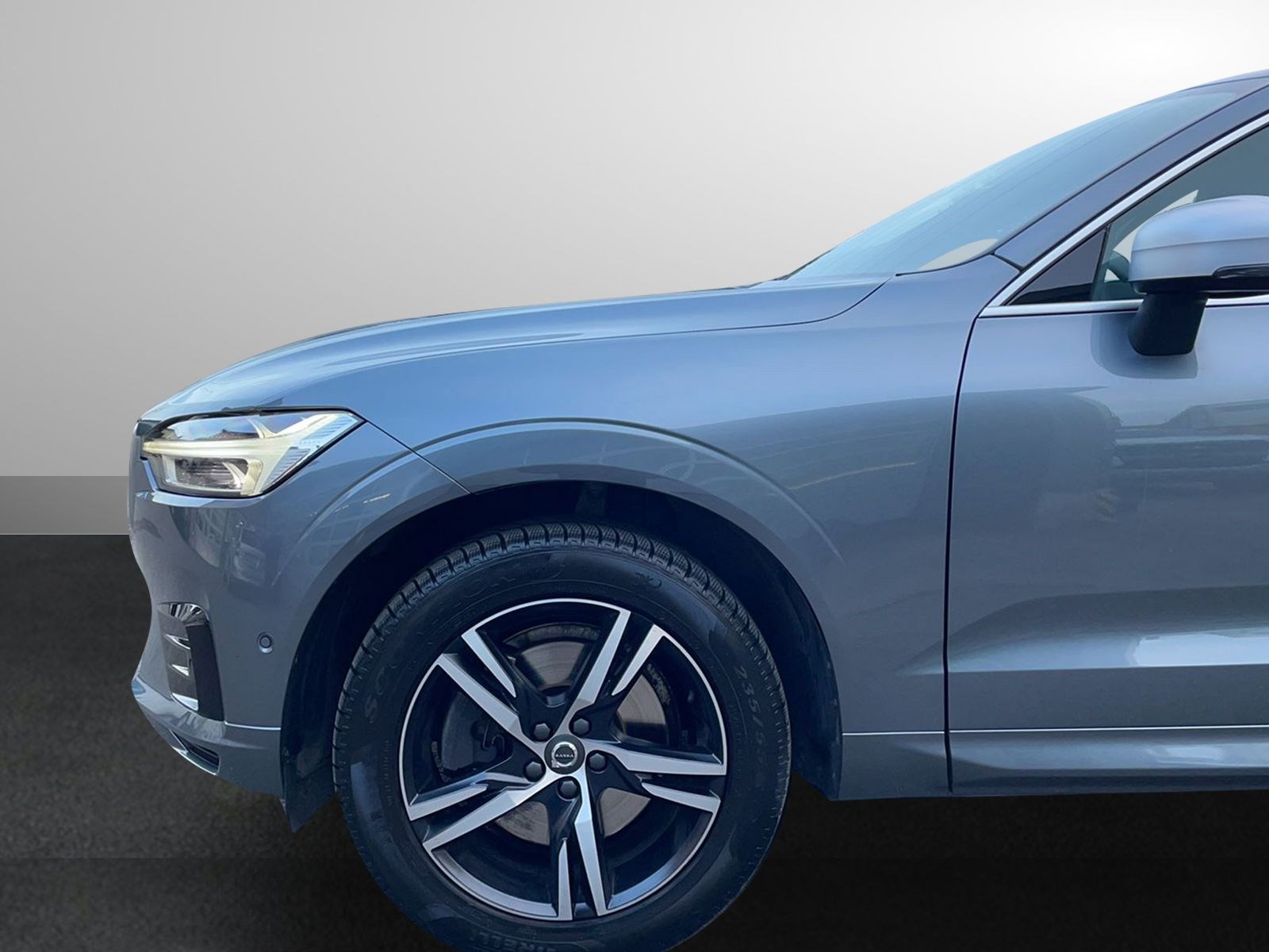 VOLVO XC60 T5 AWD R-Design Geartronic-image-4