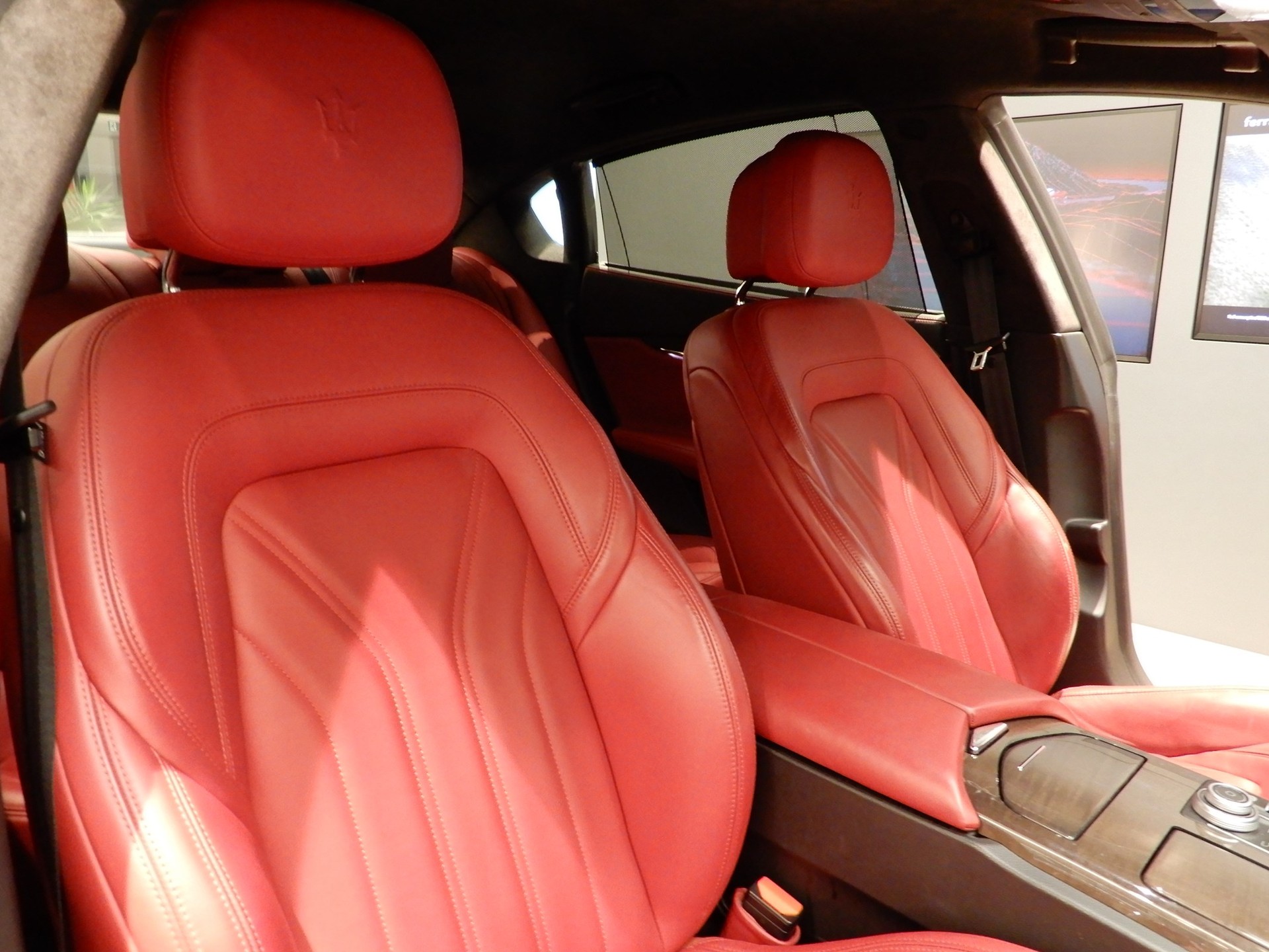 MASERATI Quattroporte 3.0 V6 S Q4 GranLusso Automatica-image-9