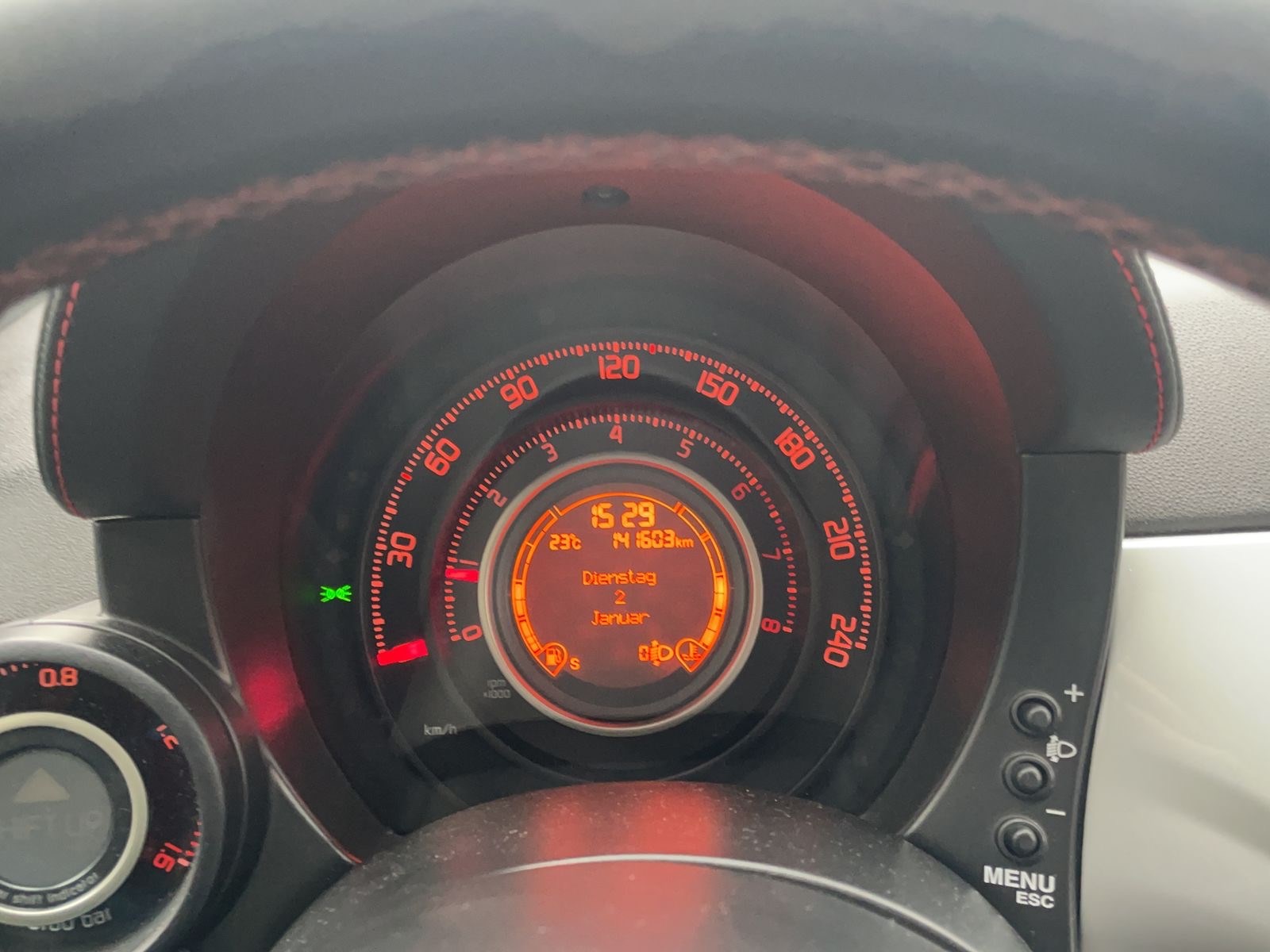 FIAT 500 1.4 16V Turbo Abarth-image-14