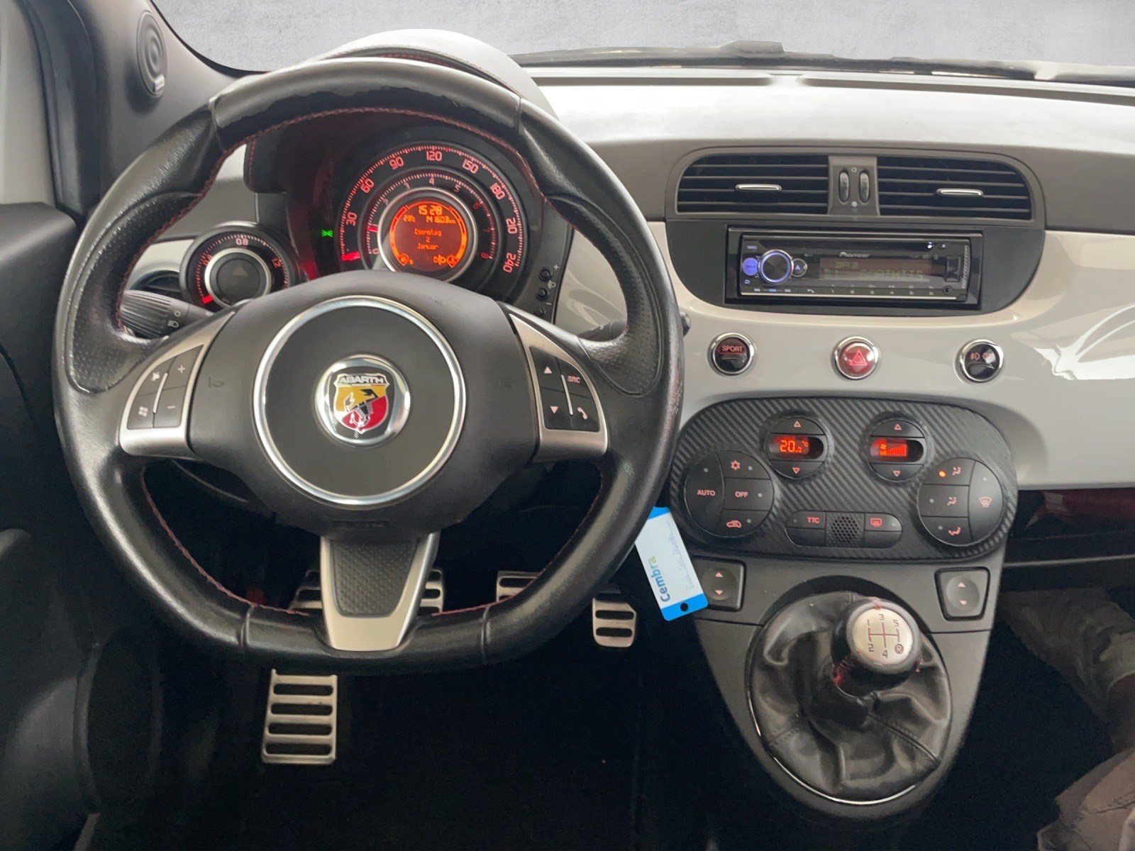 FIAT 500 1.4 16V Turbo Abarth-image-7