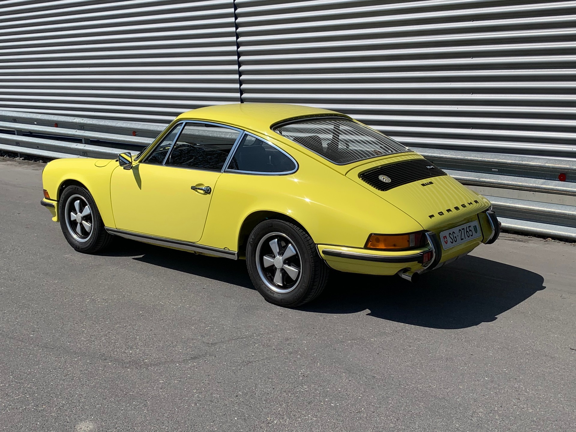 PORSCHE 911 E Coupé-image-2