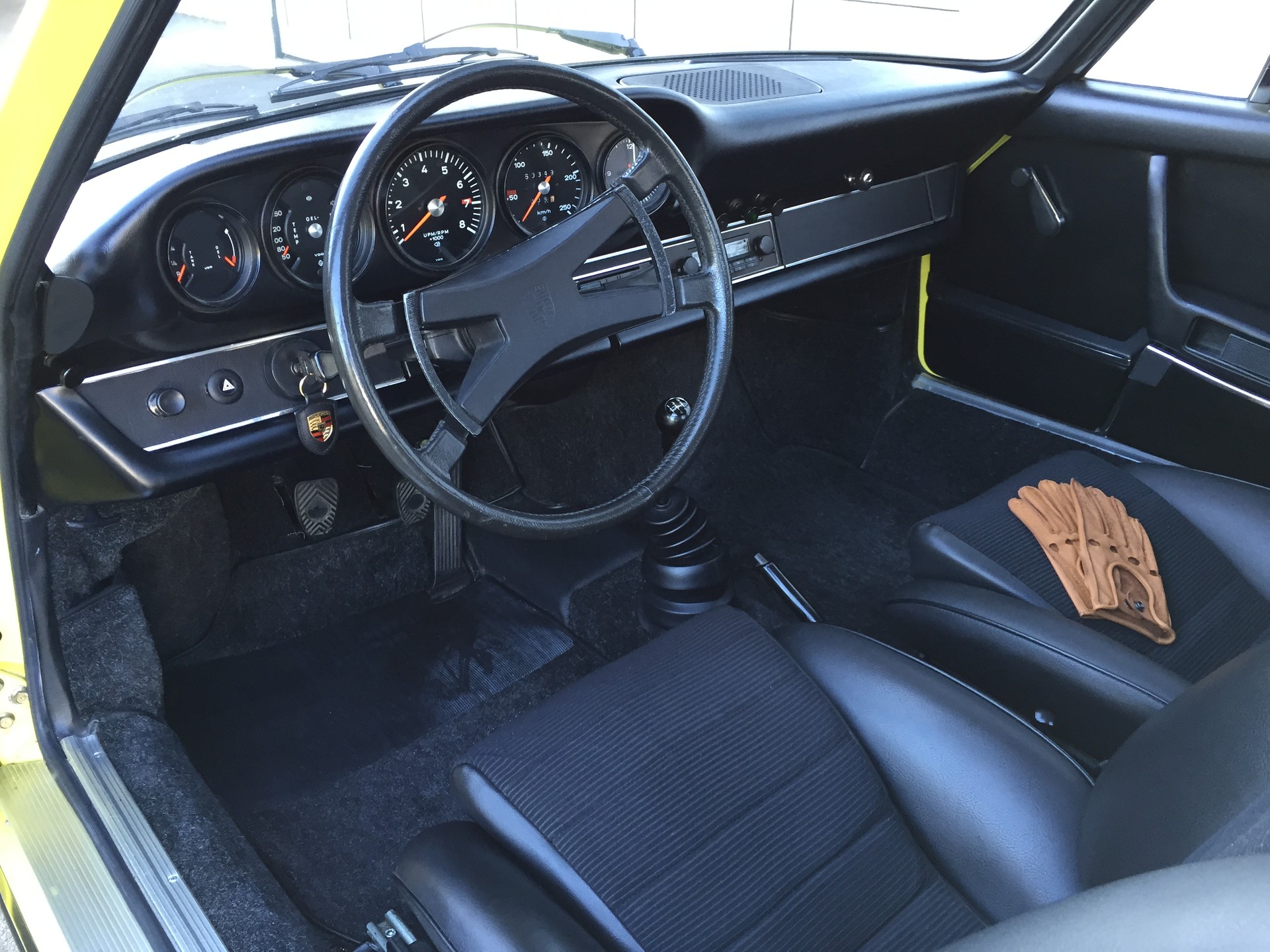 PORSCHE 911 E Coupé-image-3