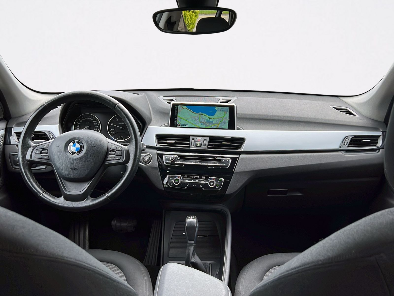 BMW X1 xDrive 20d Steptronic-image-4