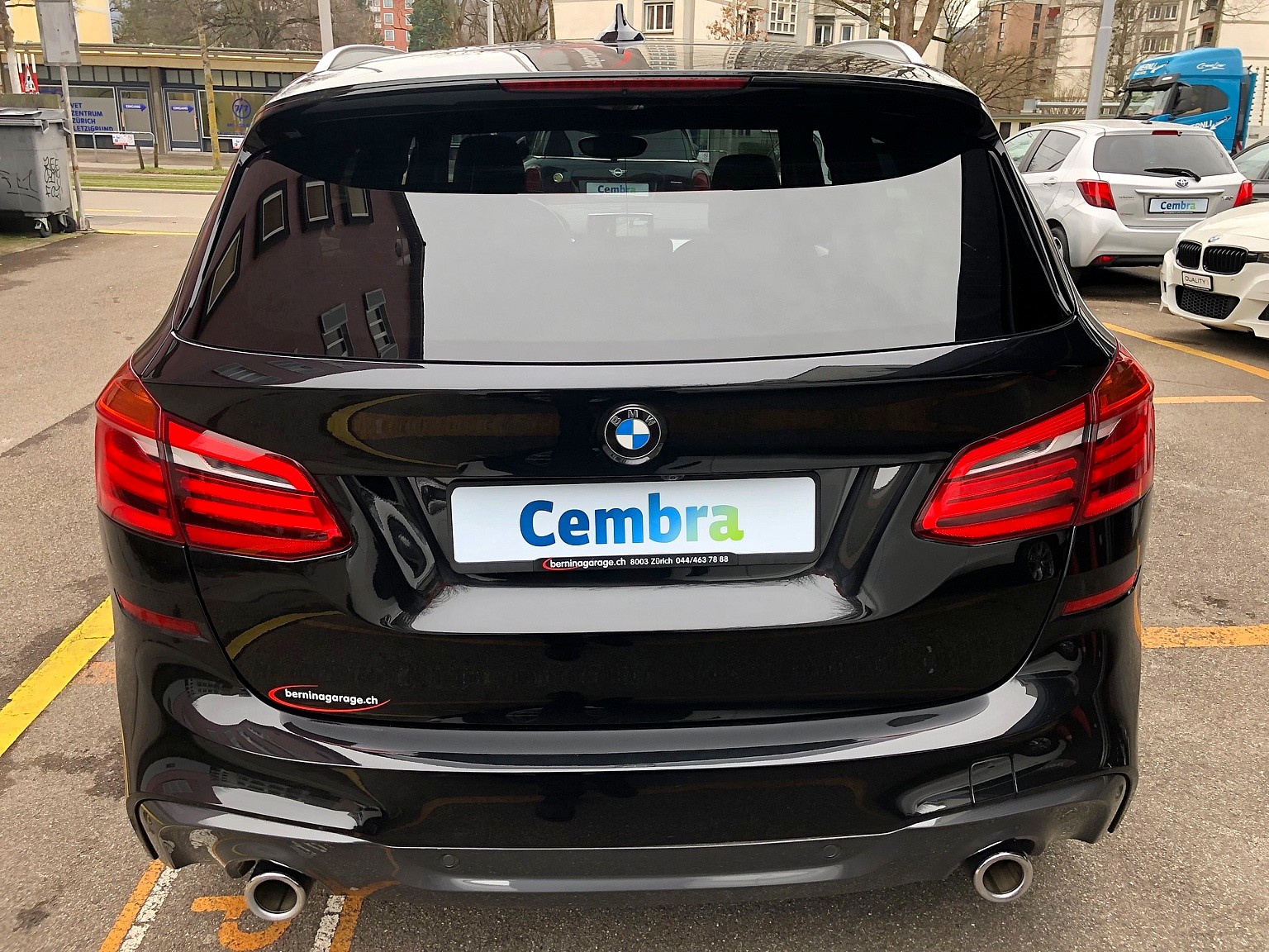 BMW 220d xDrive ActiveTourer M Sport Steptronic-image-2