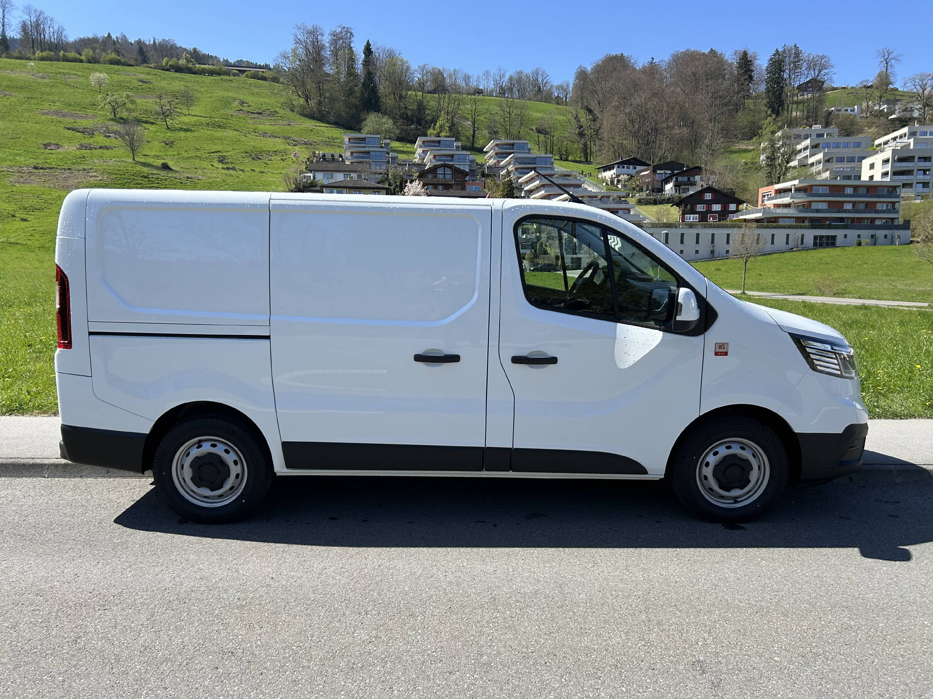 RENAULT Trafic Kaw. L1H1 150 PS-image-5