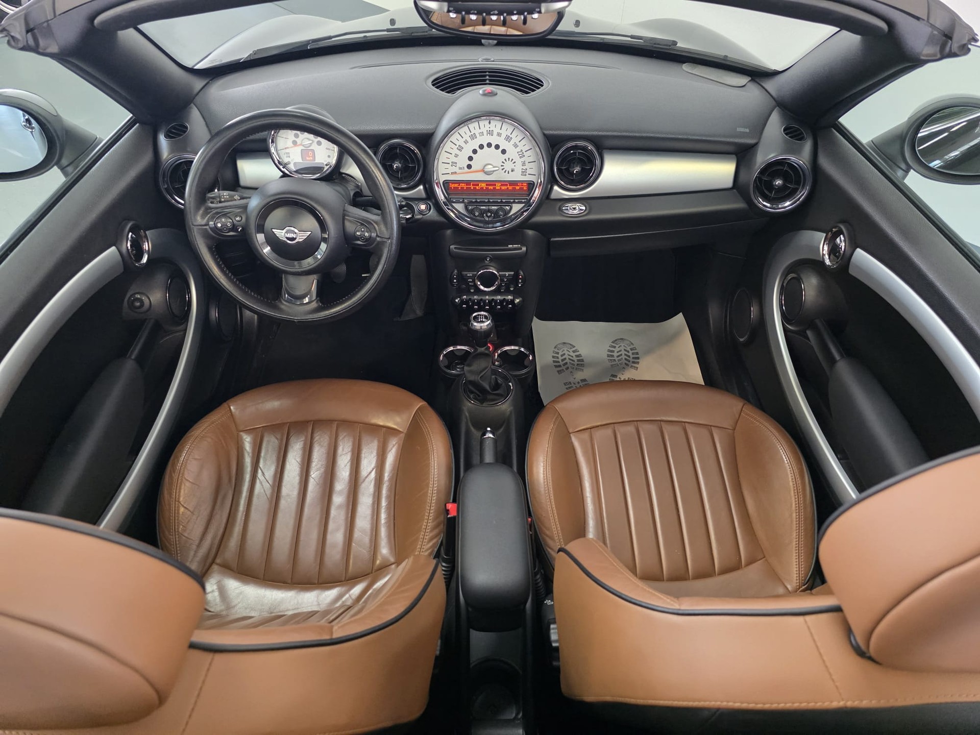 MINI Cooper Roadster-image-23