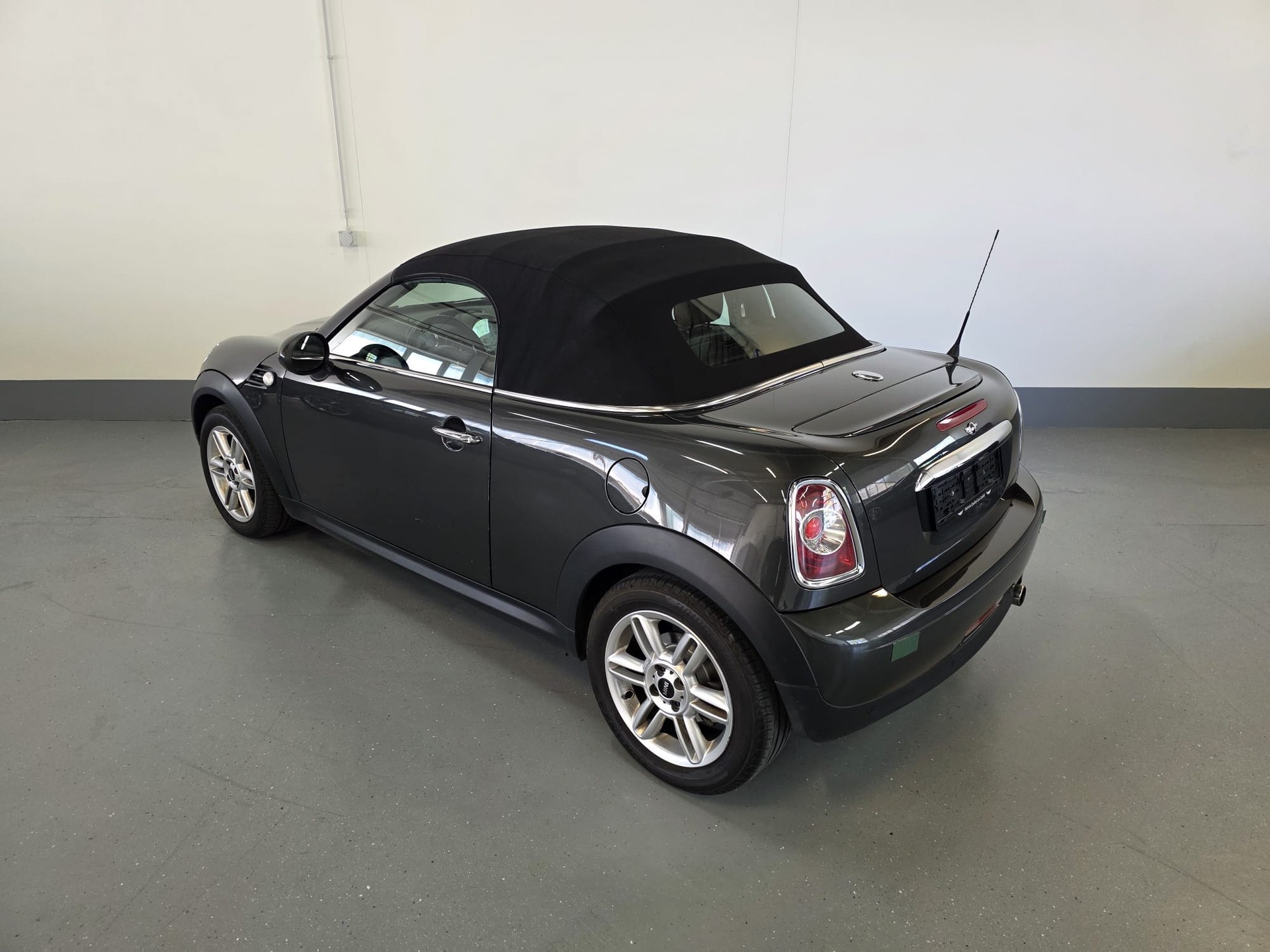 MINI Cooper Roadster-image-20