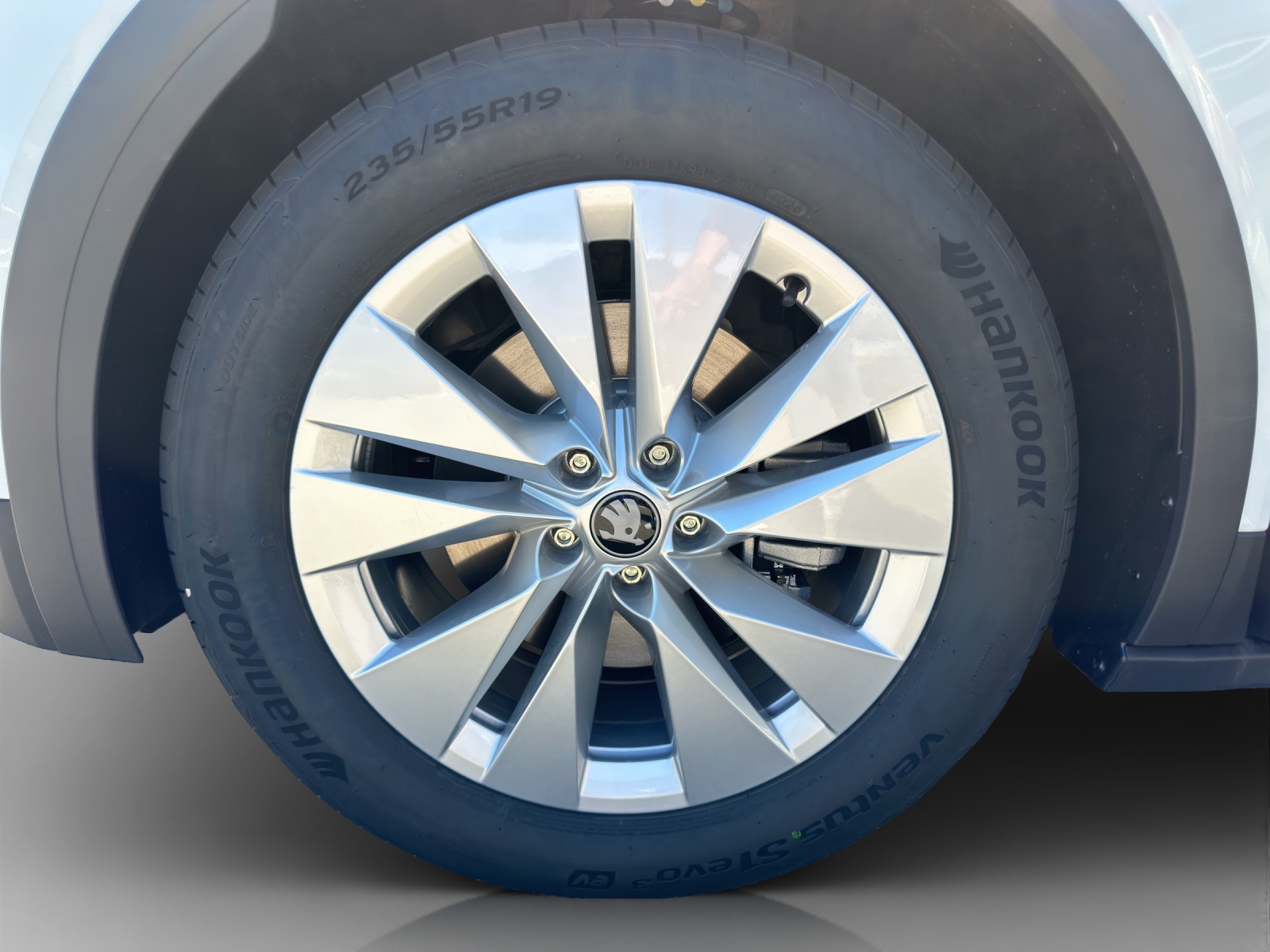 SKODA Elroq 60-image-14