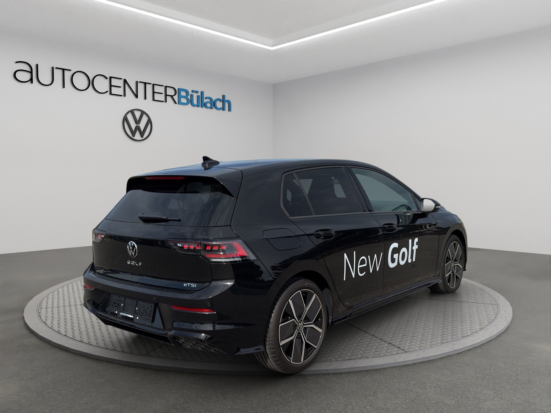 VW Golf 1.5 e TSI mHEV R-Line DSG-image-3