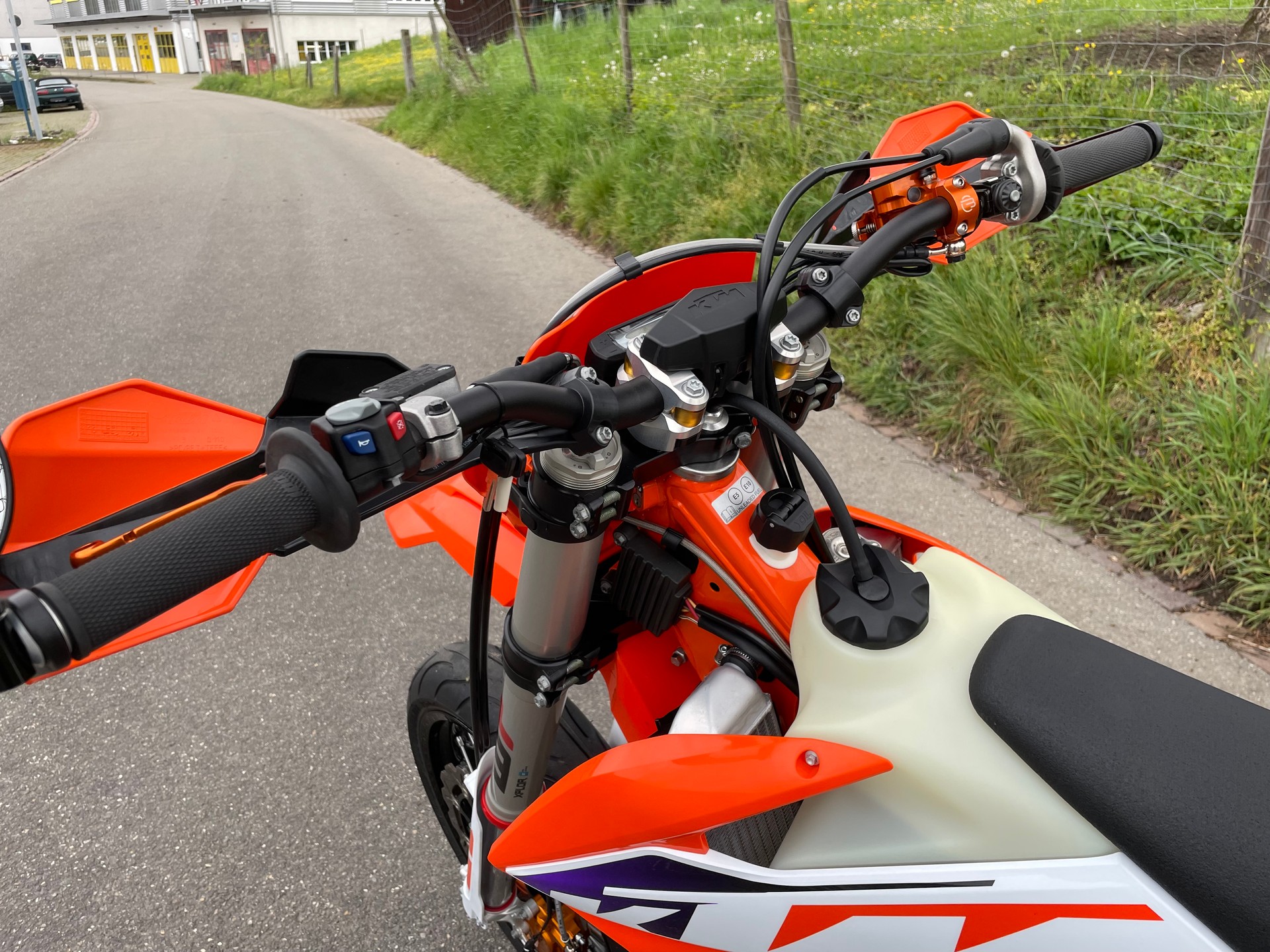 KTM 300 EXC-image-3
