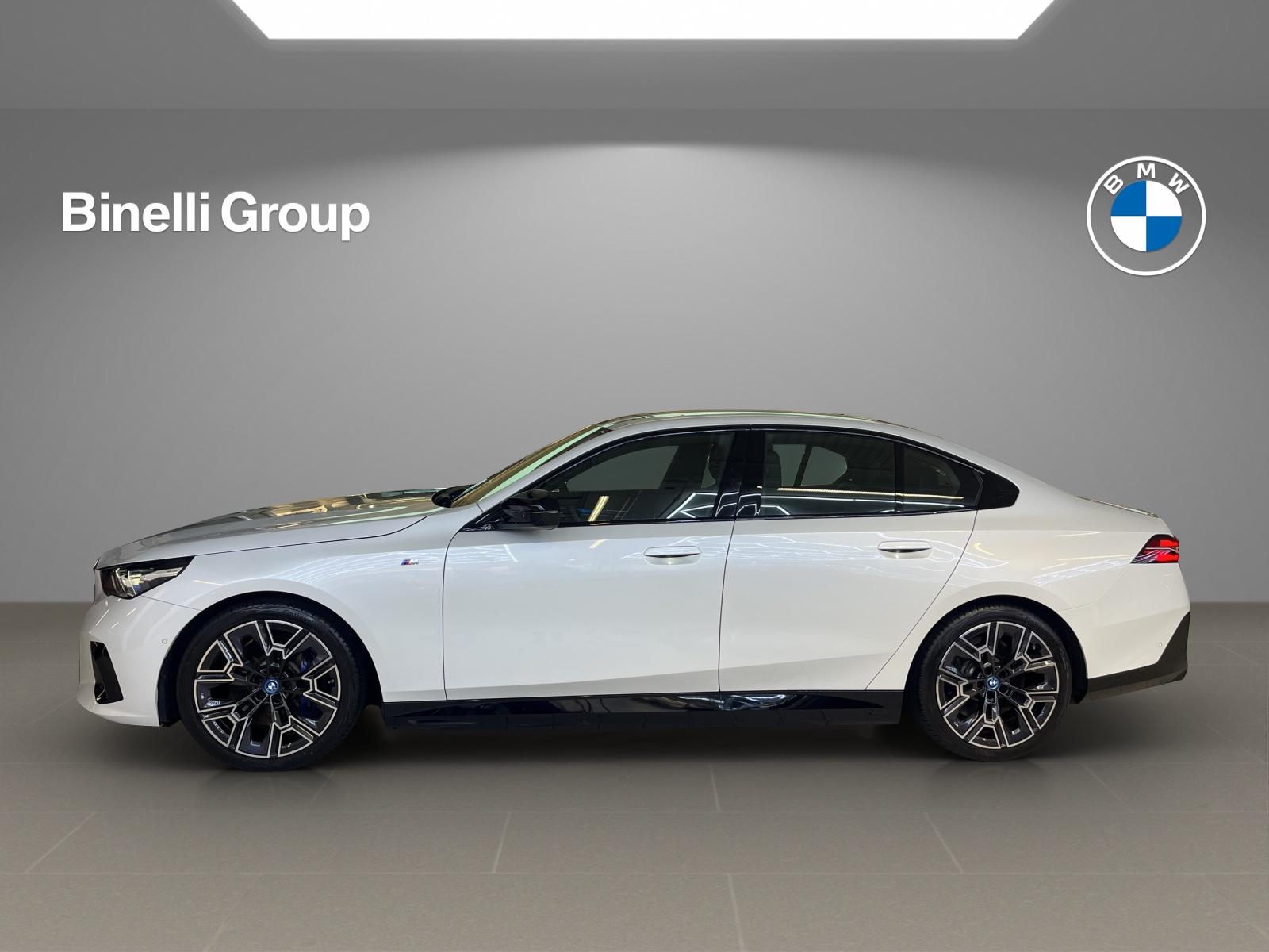 BMW i5 M60 xDrive-image-1