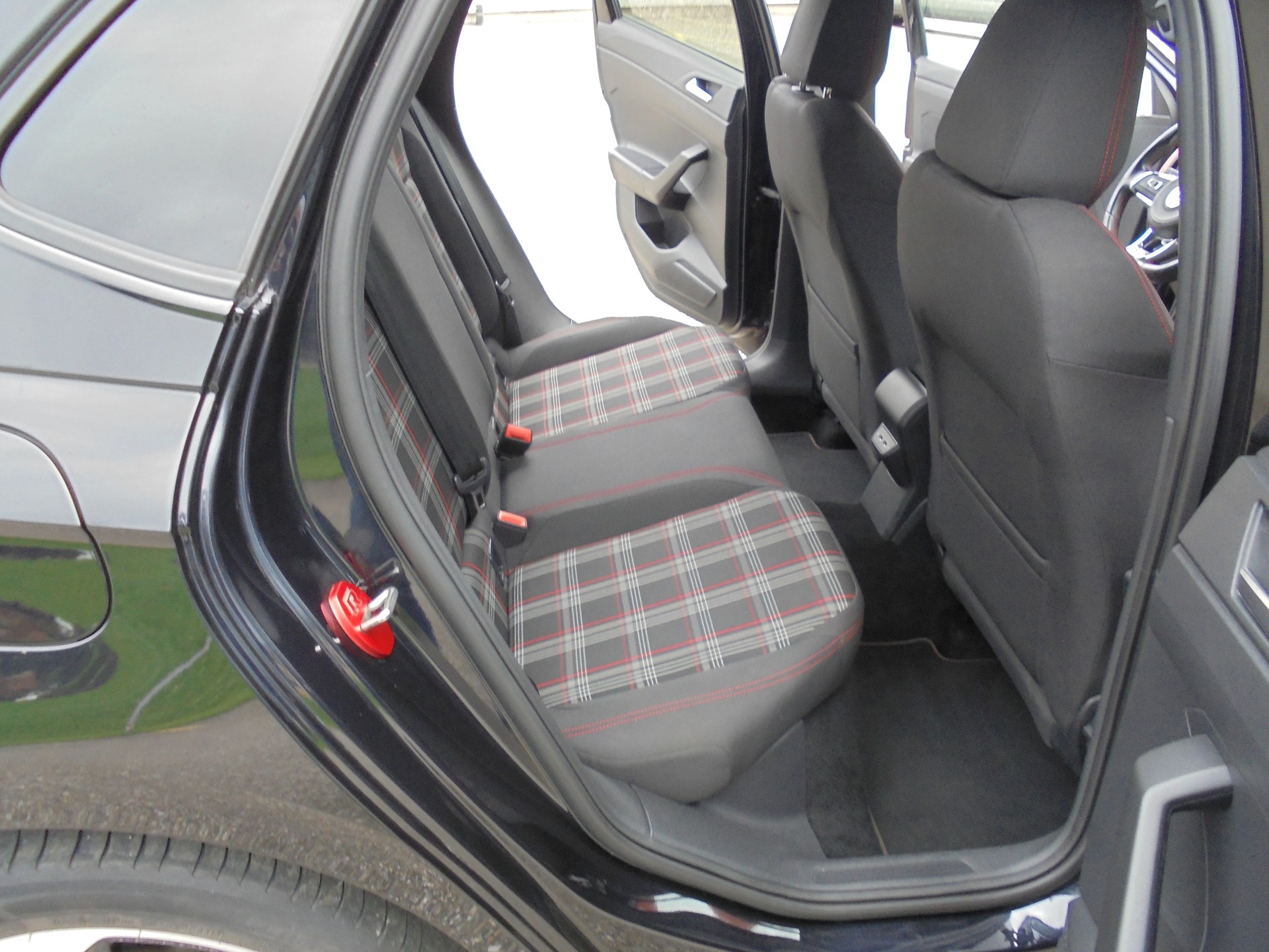 VW Polo 2.0 TSI GTI-image-9