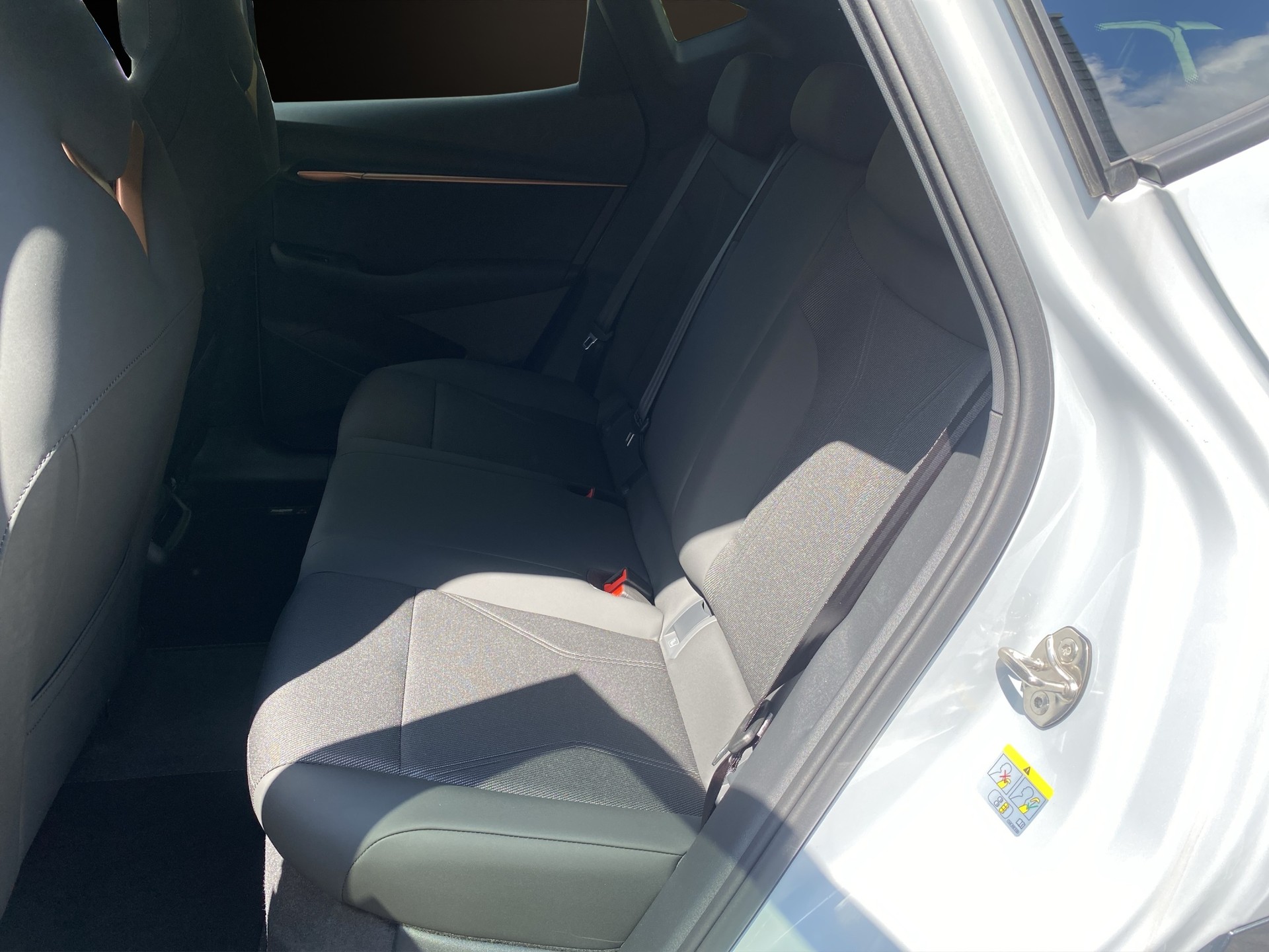 CUPRA Tavascan 77 kWh Edge 4D-image-24