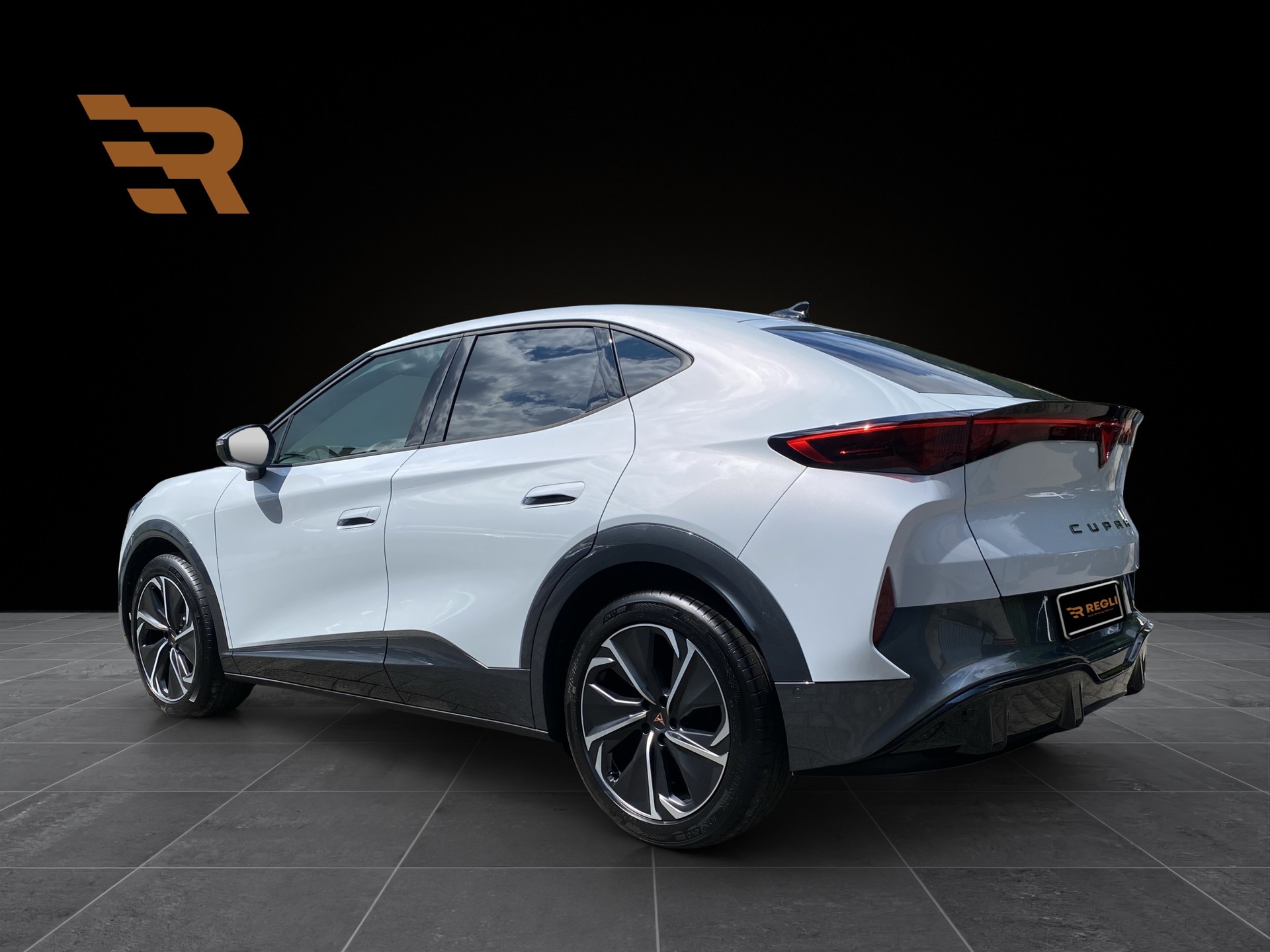 CUPRA Tavascan 77 kWh Edge 4D-image-2