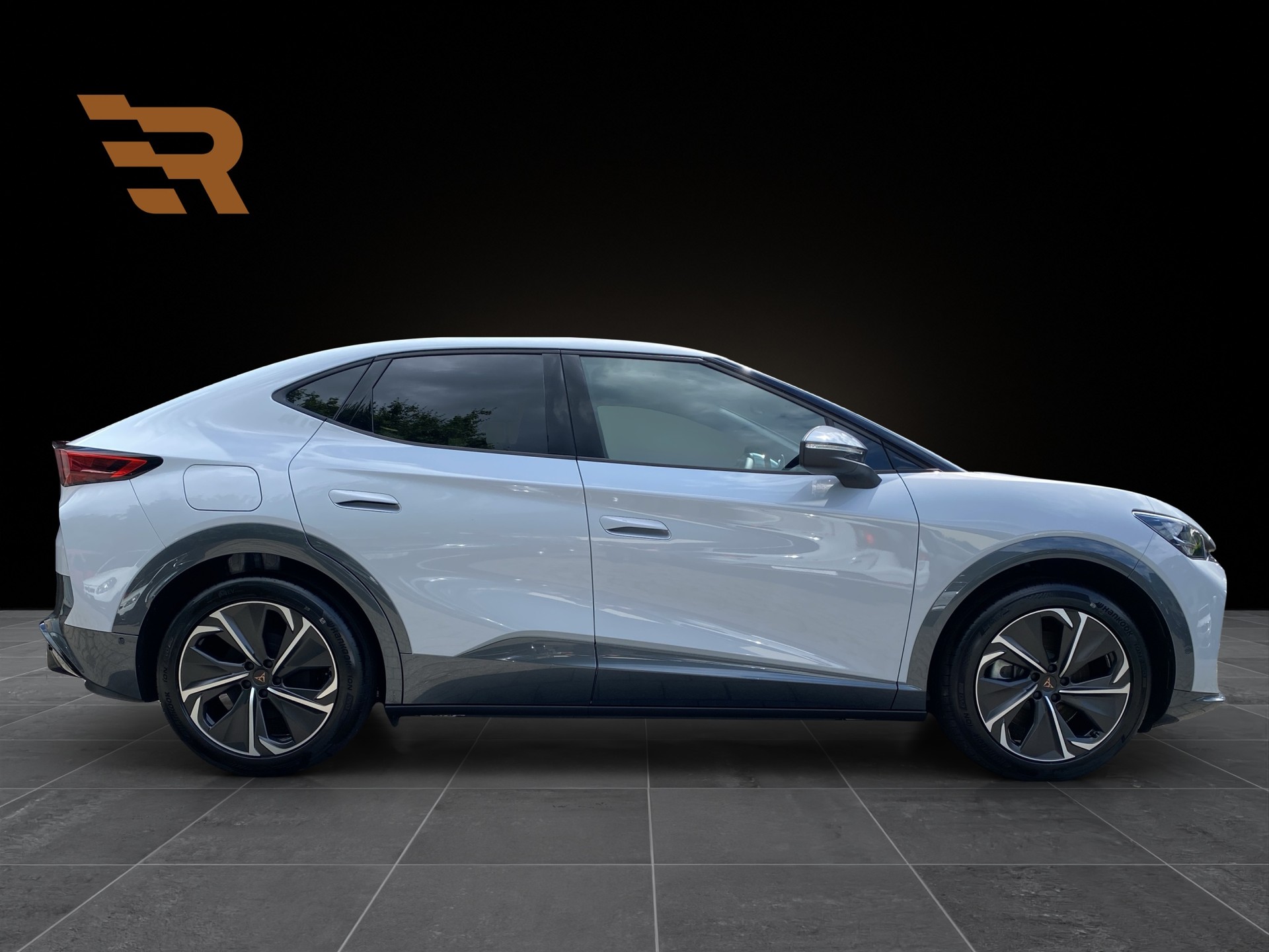 CUPRA Tavascan 77 kWh Edge 4D-image-5