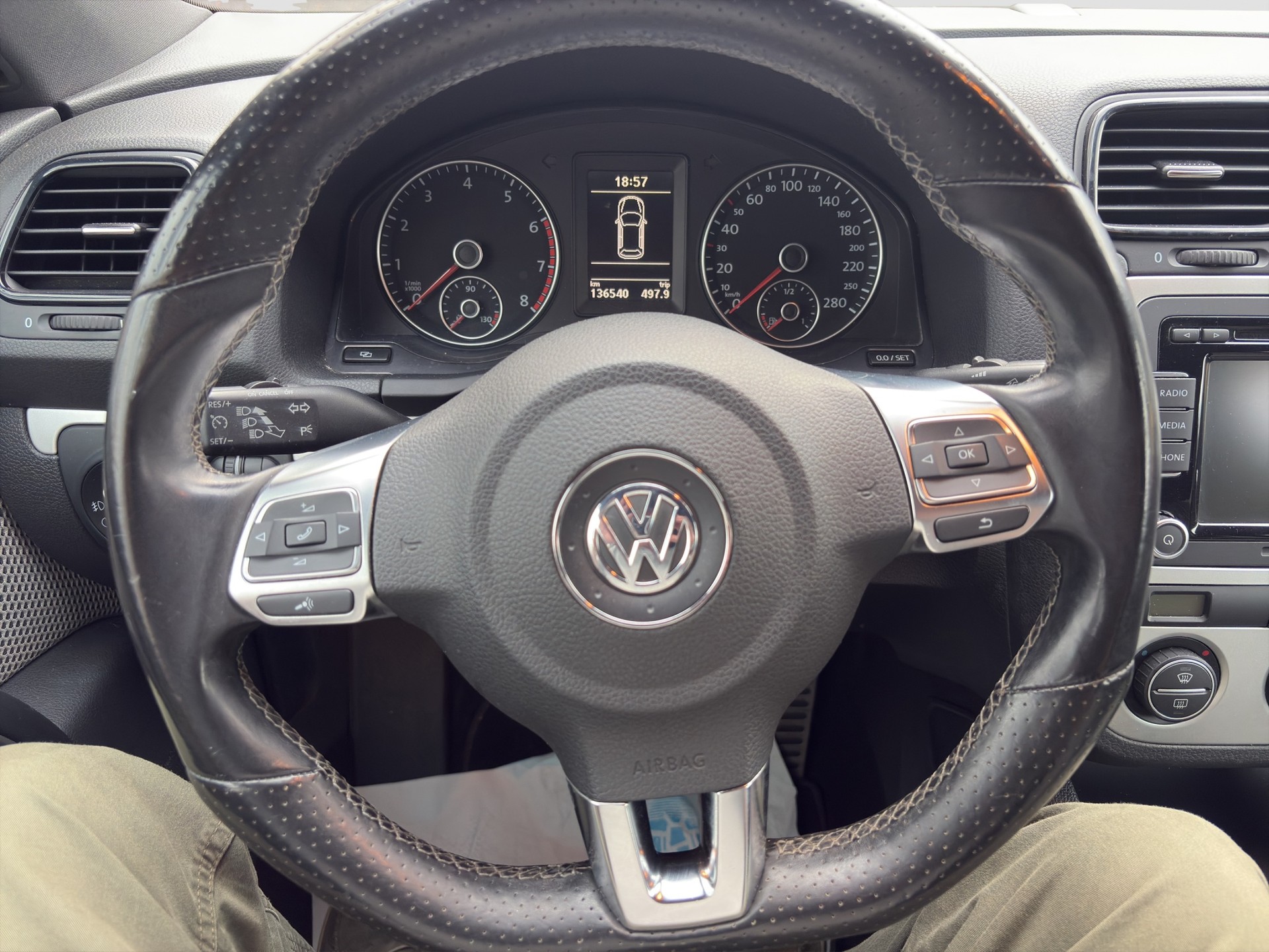 VW Scirocco 2.0 TSI-image-13
