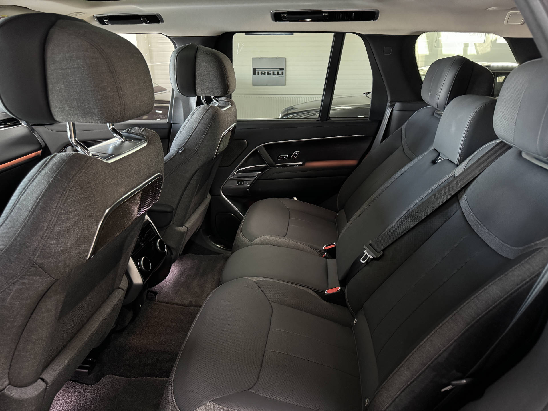 LAND ROVER Range Rover D350 3.0D I6 MHEV HSE Automatic-image-14