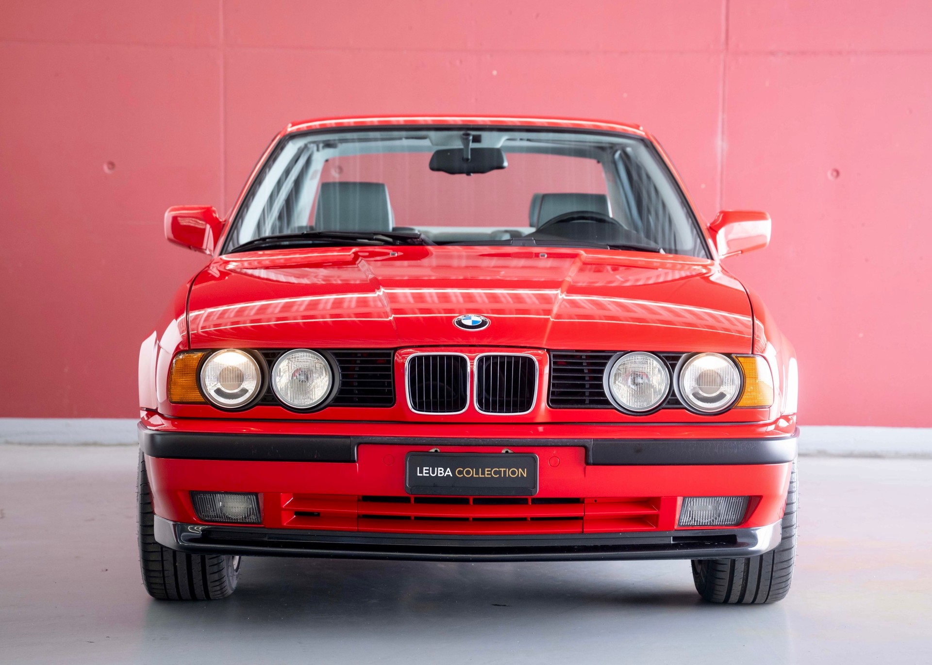BMW M5 E34 3.6 Limousine (1st hand, 1st paint)-image-2