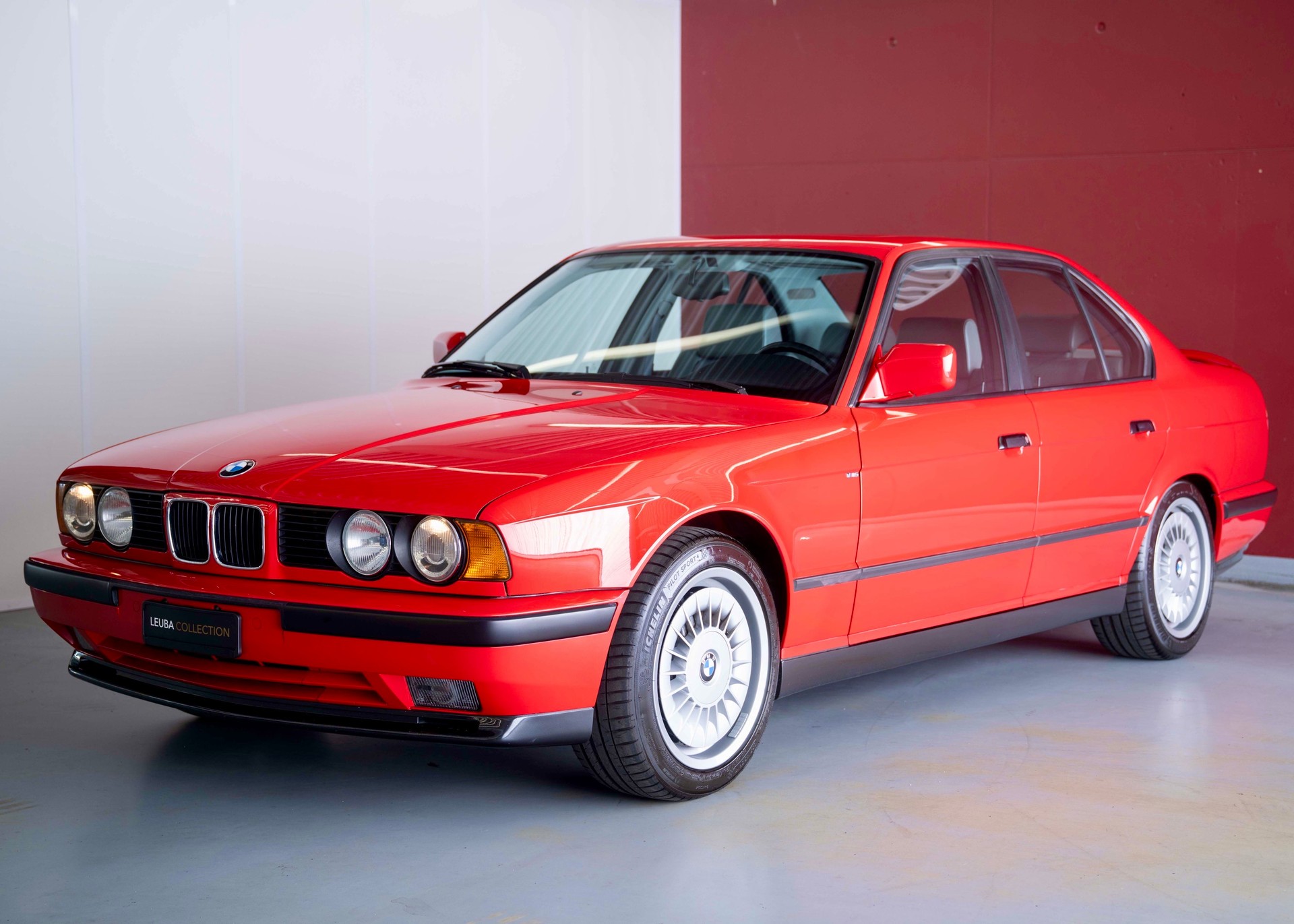BMW M5 E34 3.6 Limousine (1st hand, 1st paint)-image-4