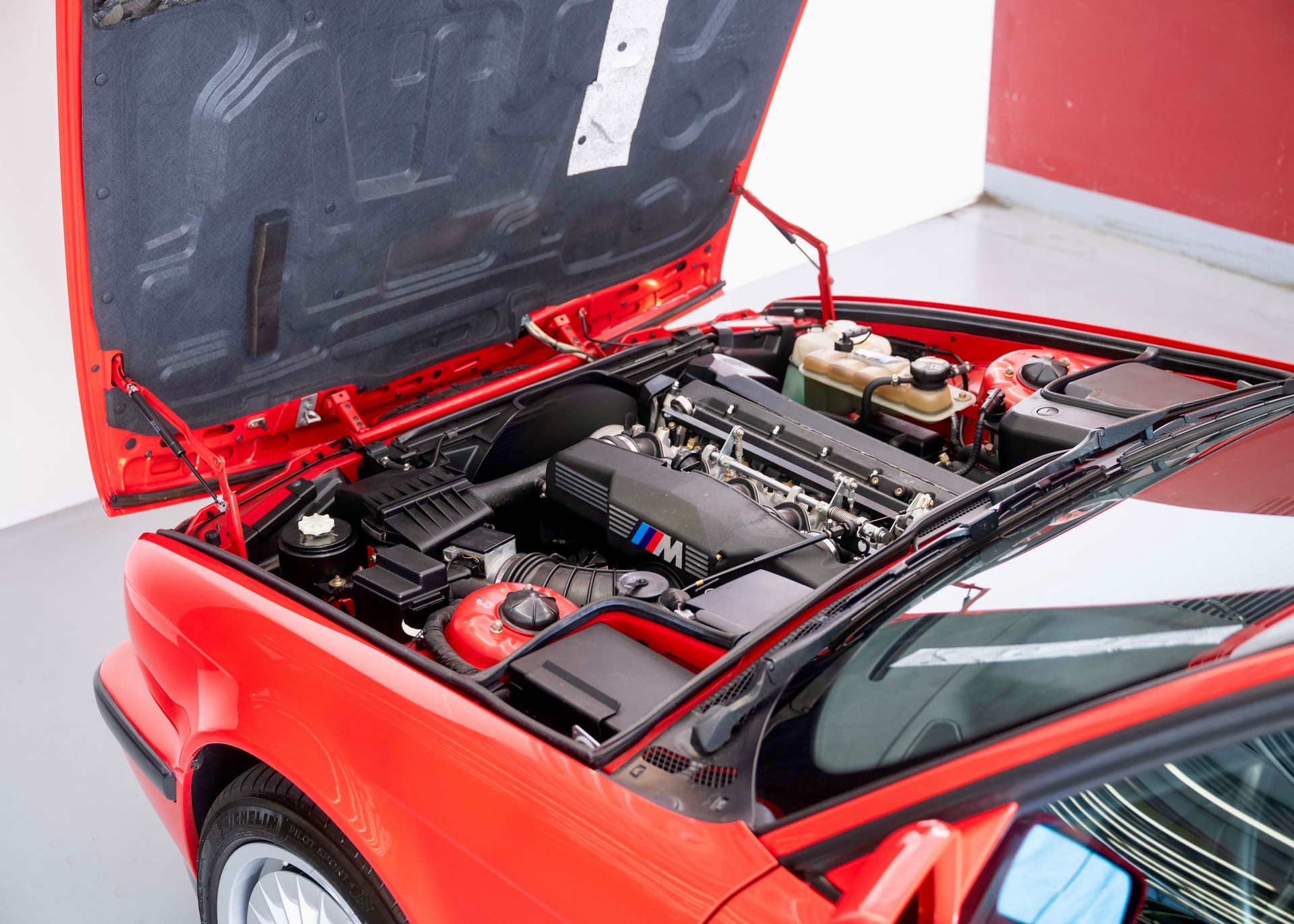 BMW M5 E34 3.6 Limousine (1st hand, 1st paint)-image-15